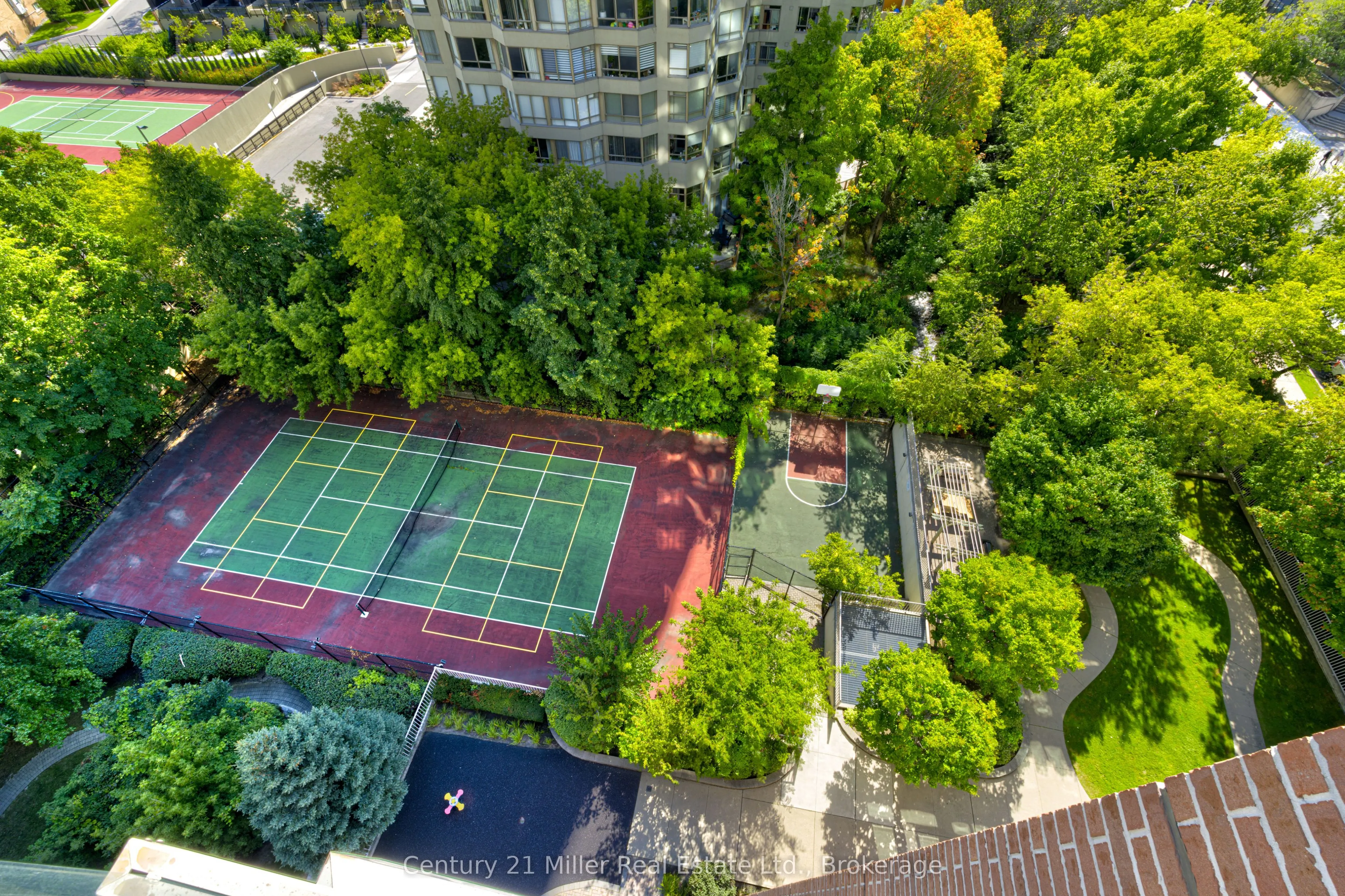 156 Enfield Place, #1210