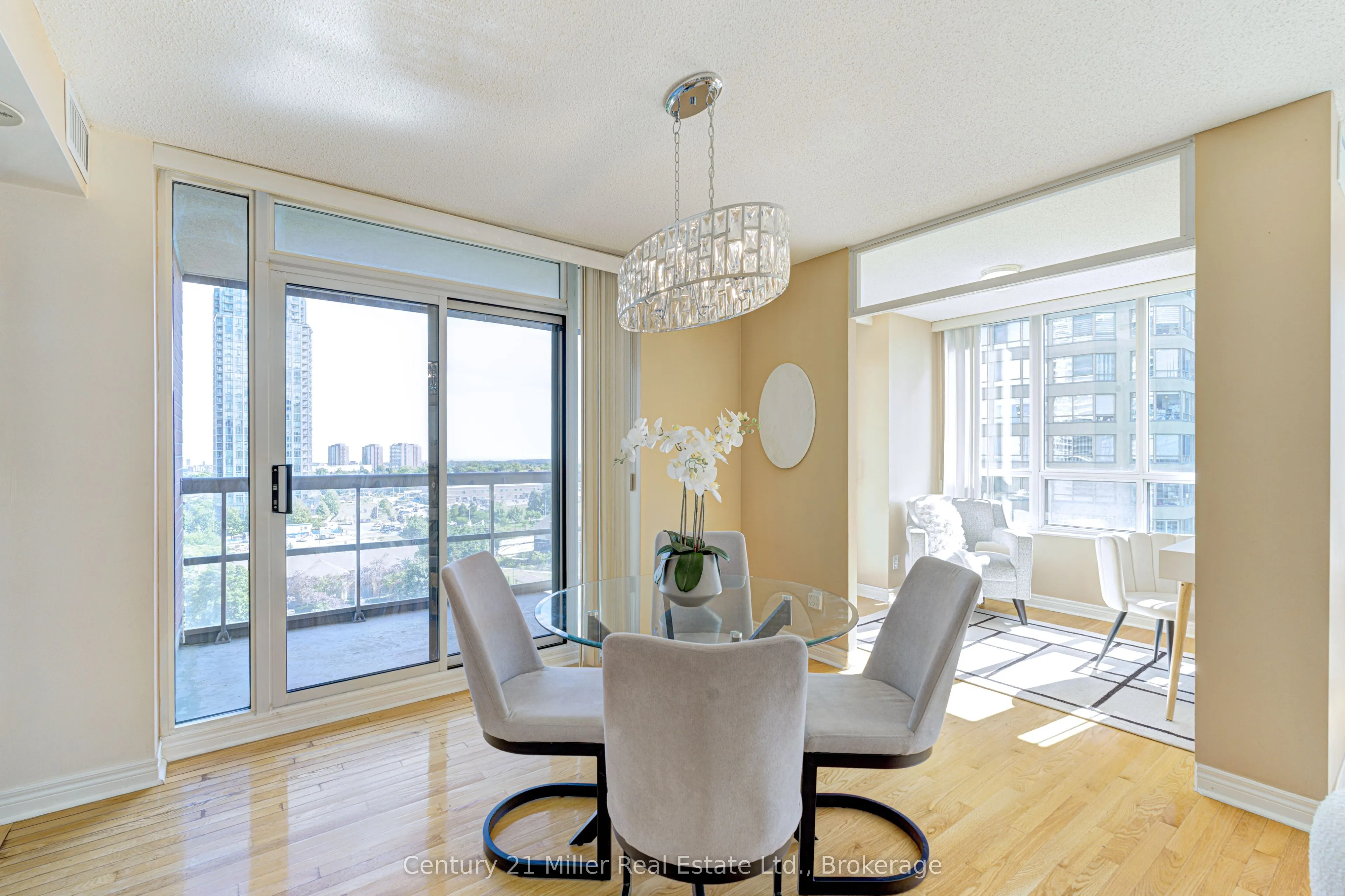 156 Enfield Place, #1210