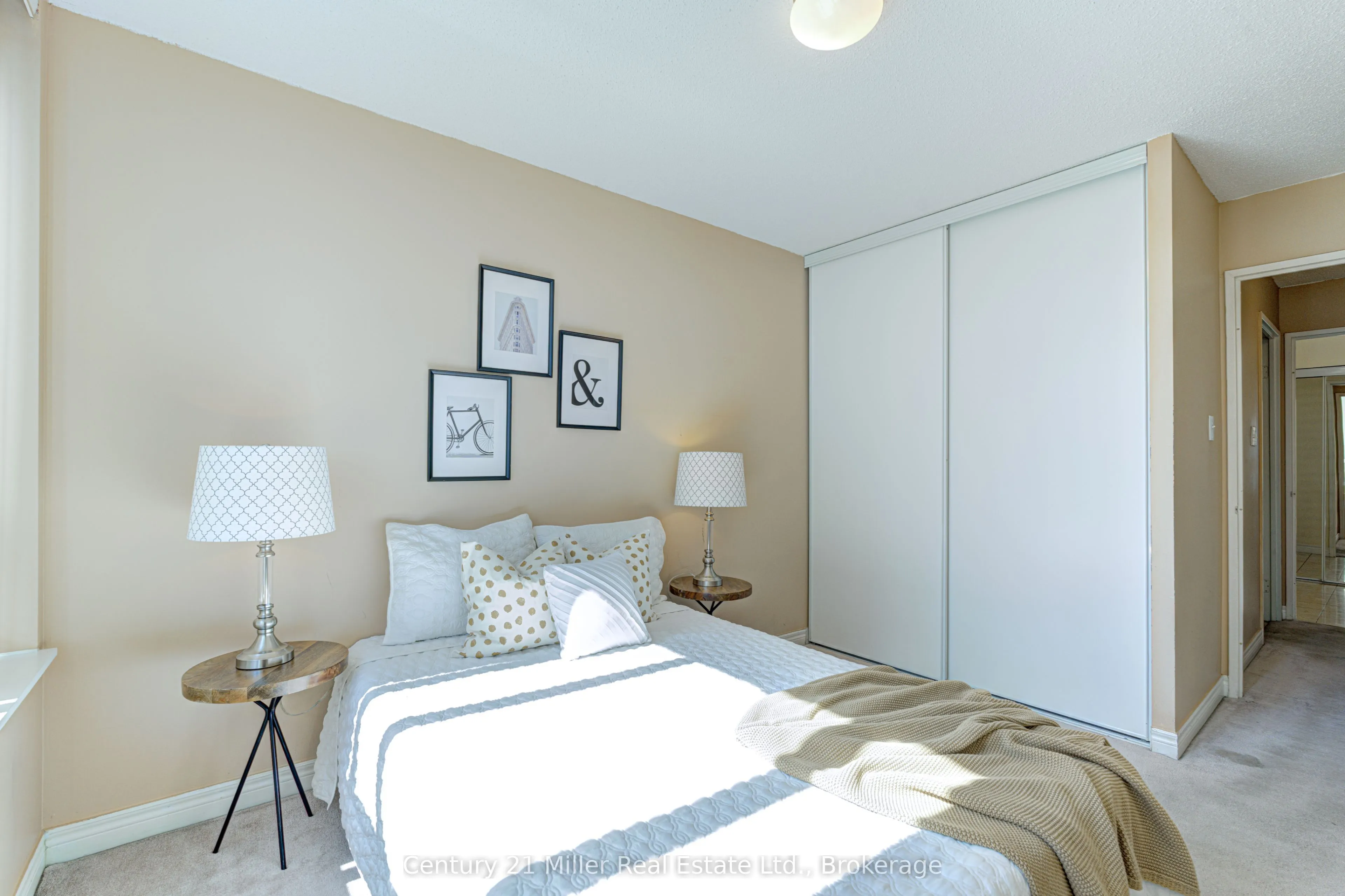 156 Enfield Place, #1210