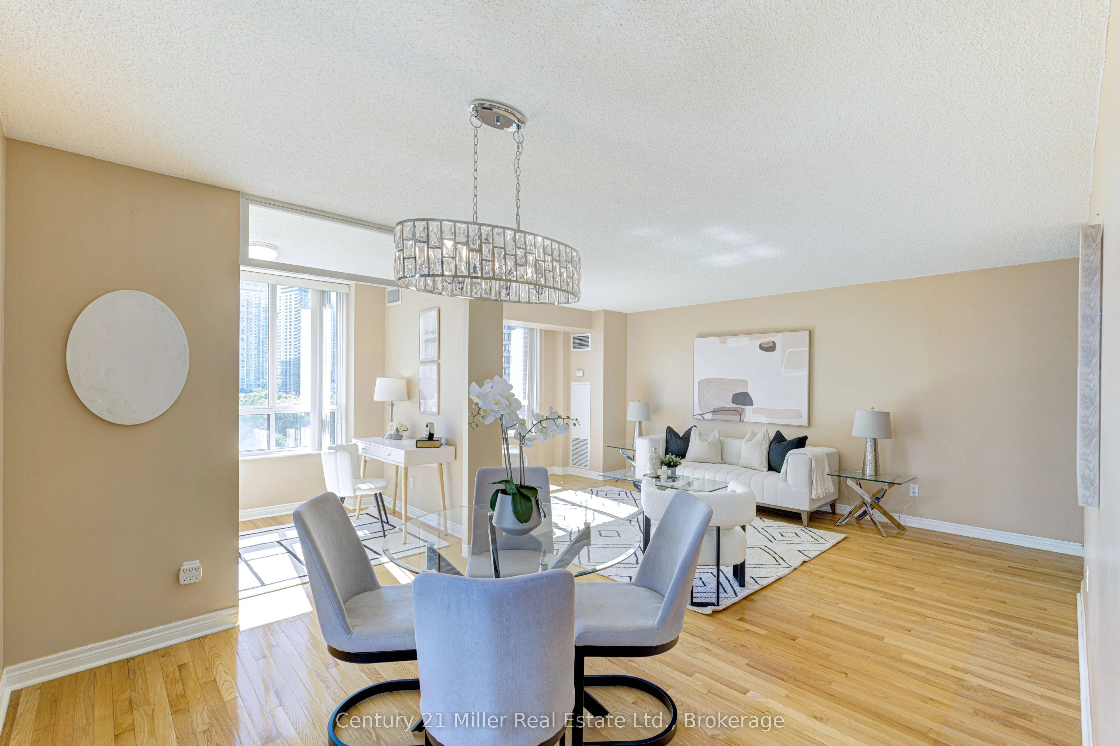 156 Enfield Place, #1210