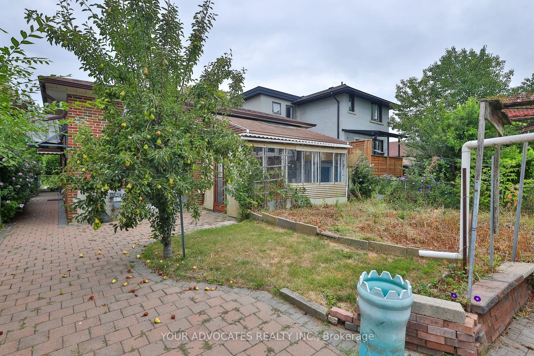 35 Beckett Avenue