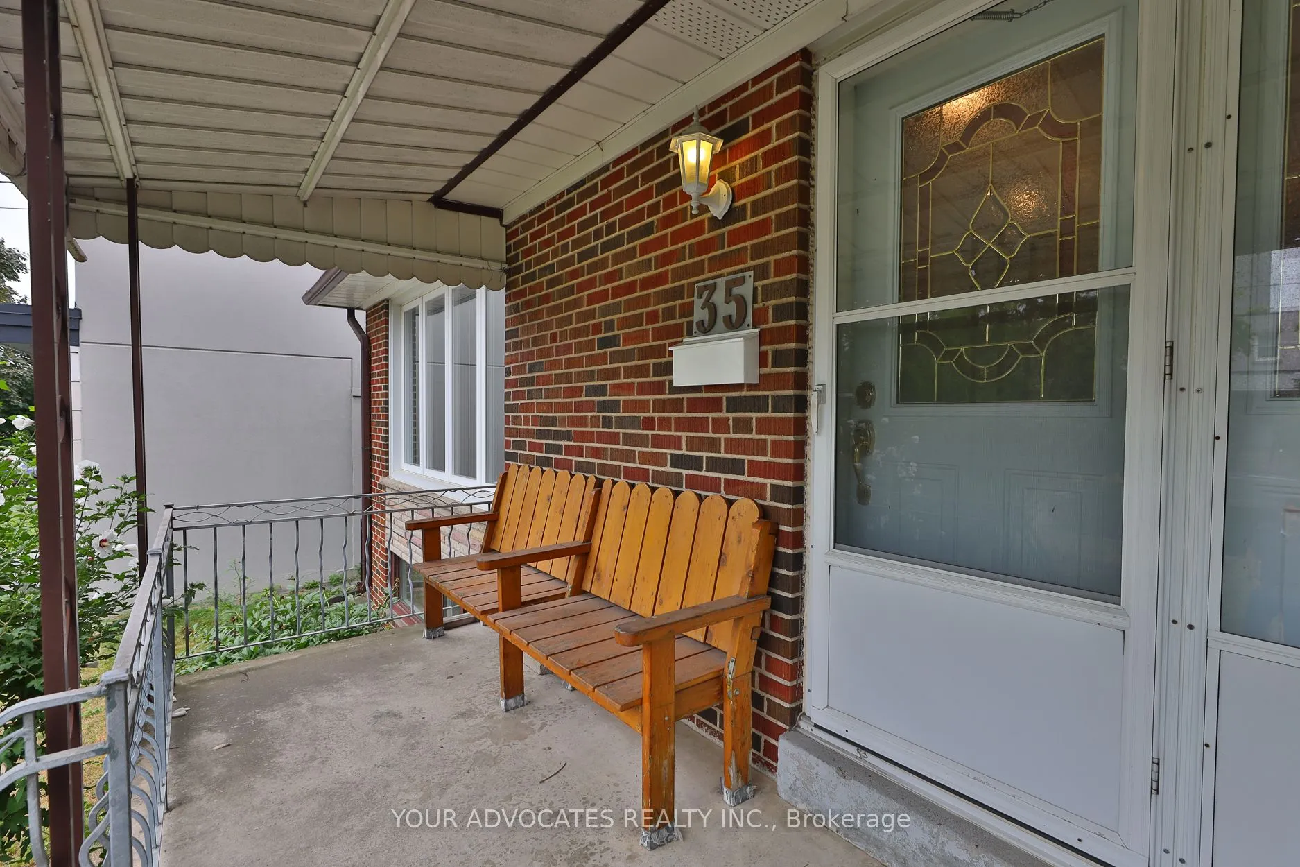 35 Beckett Avenue