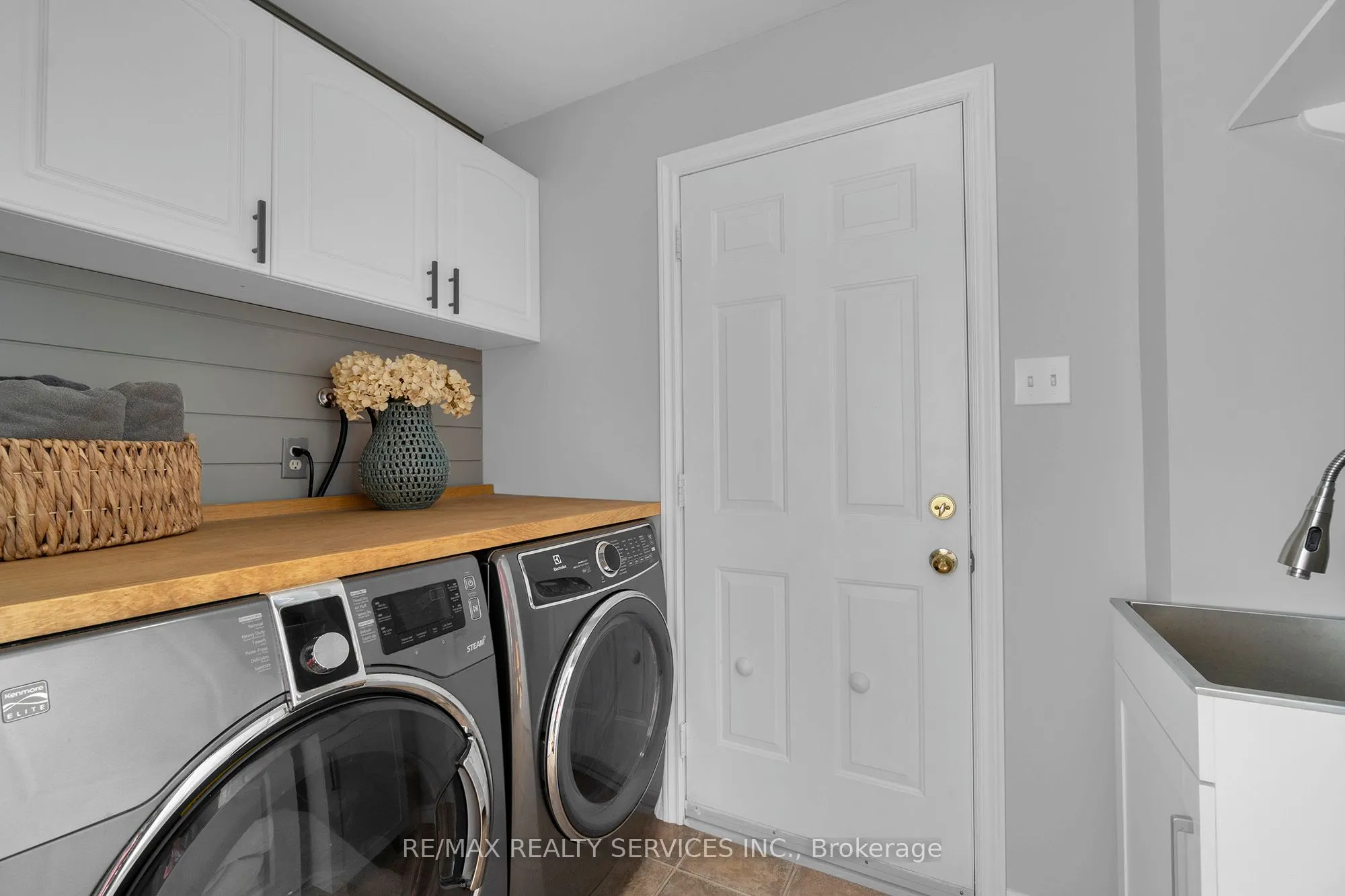 130 Porchlight Road