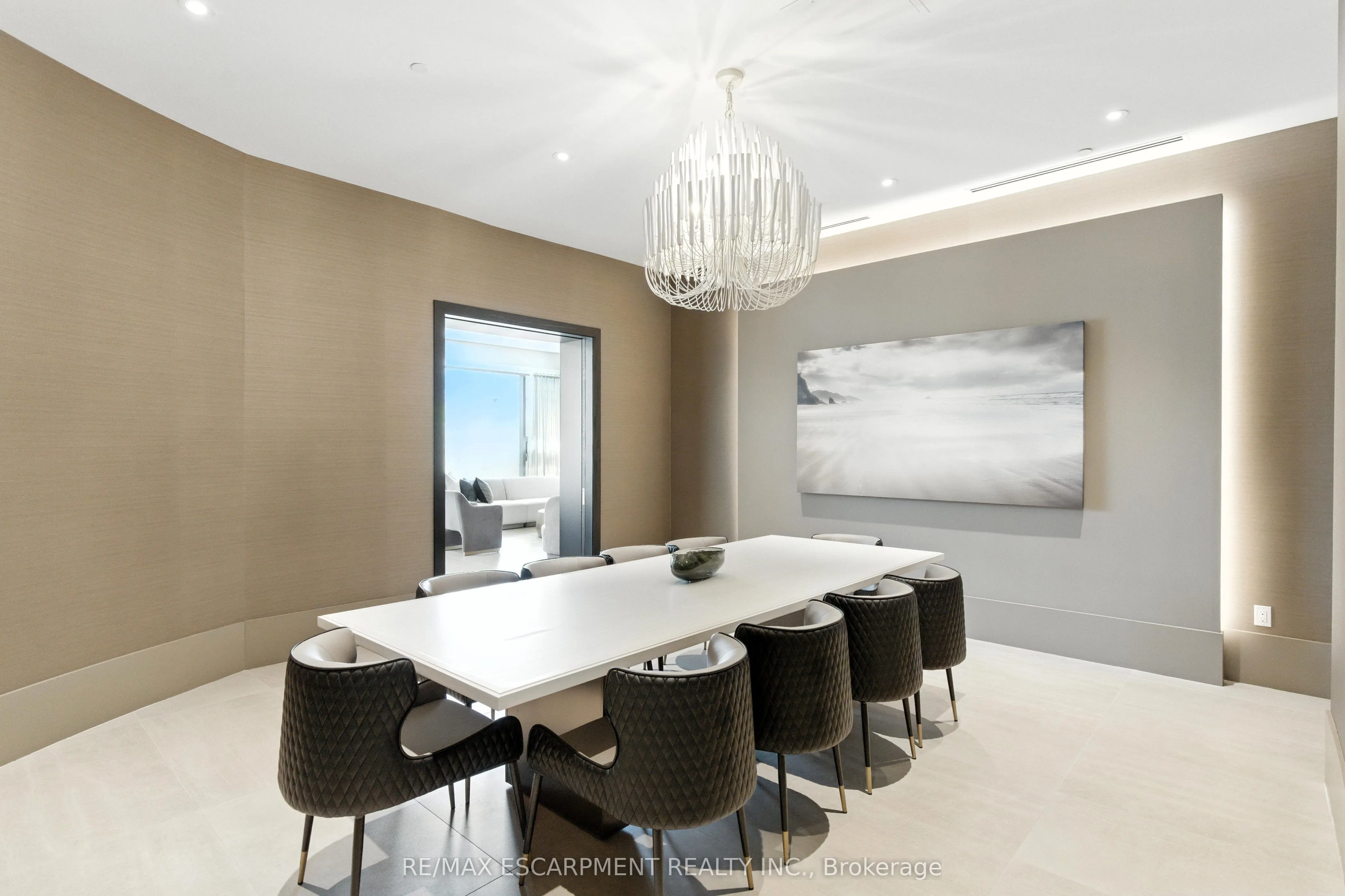 2007 James Street, #1604