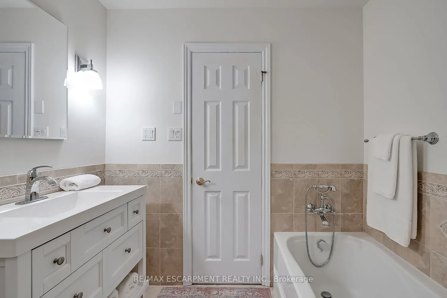 1580 Kern's Road, #5
