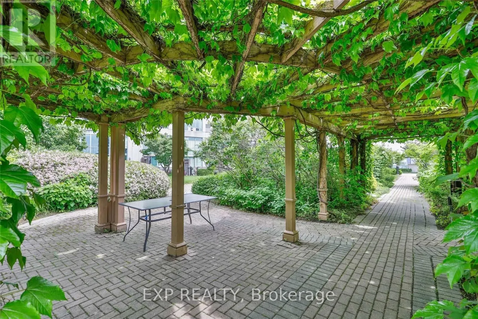 300 Manitoba Street, #PH416
