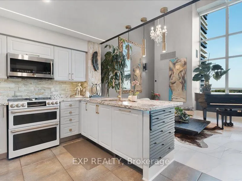 300 Manitoba Street, #PH416