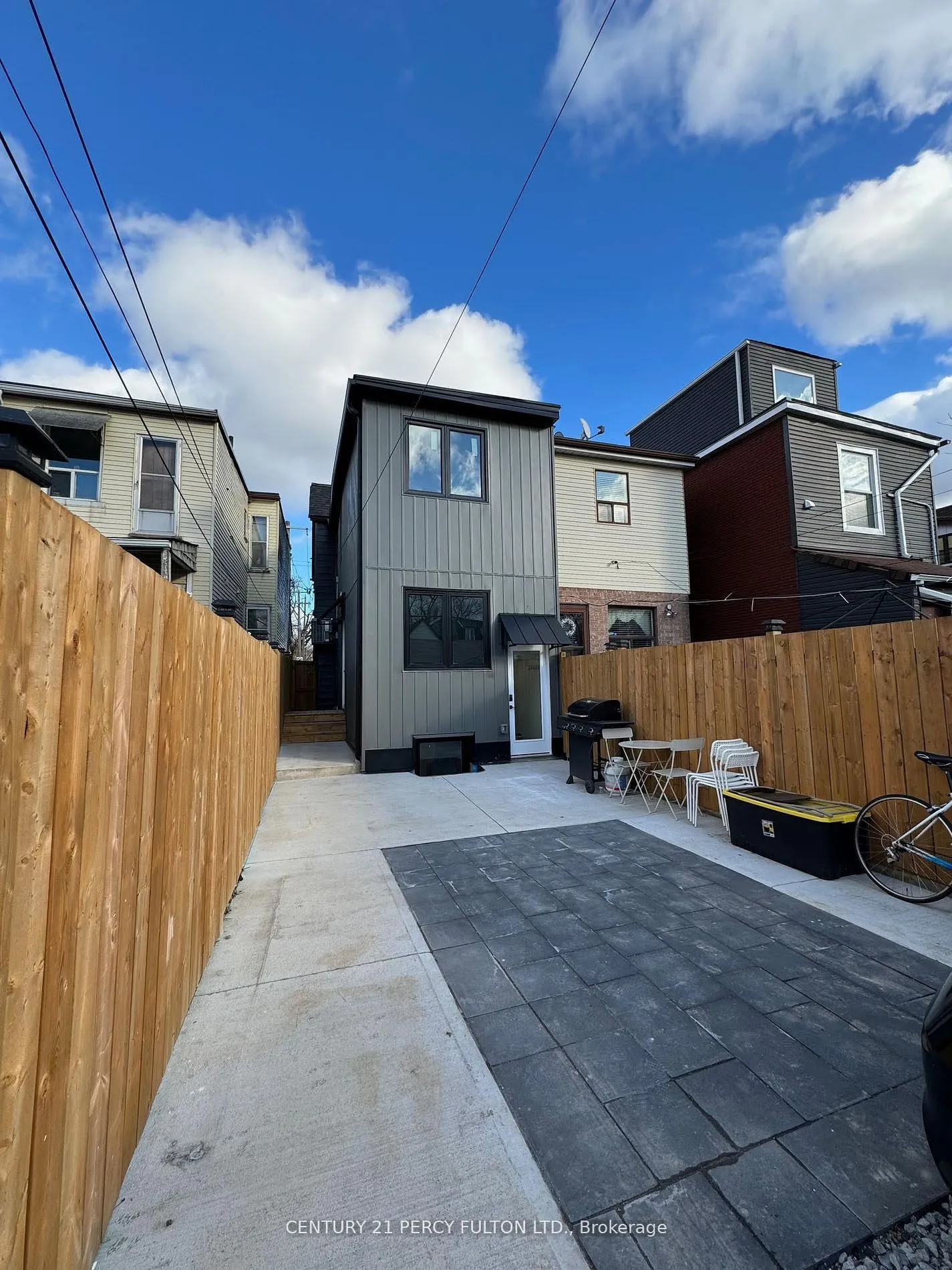 890 Ossington Avenue, #Bsmt
