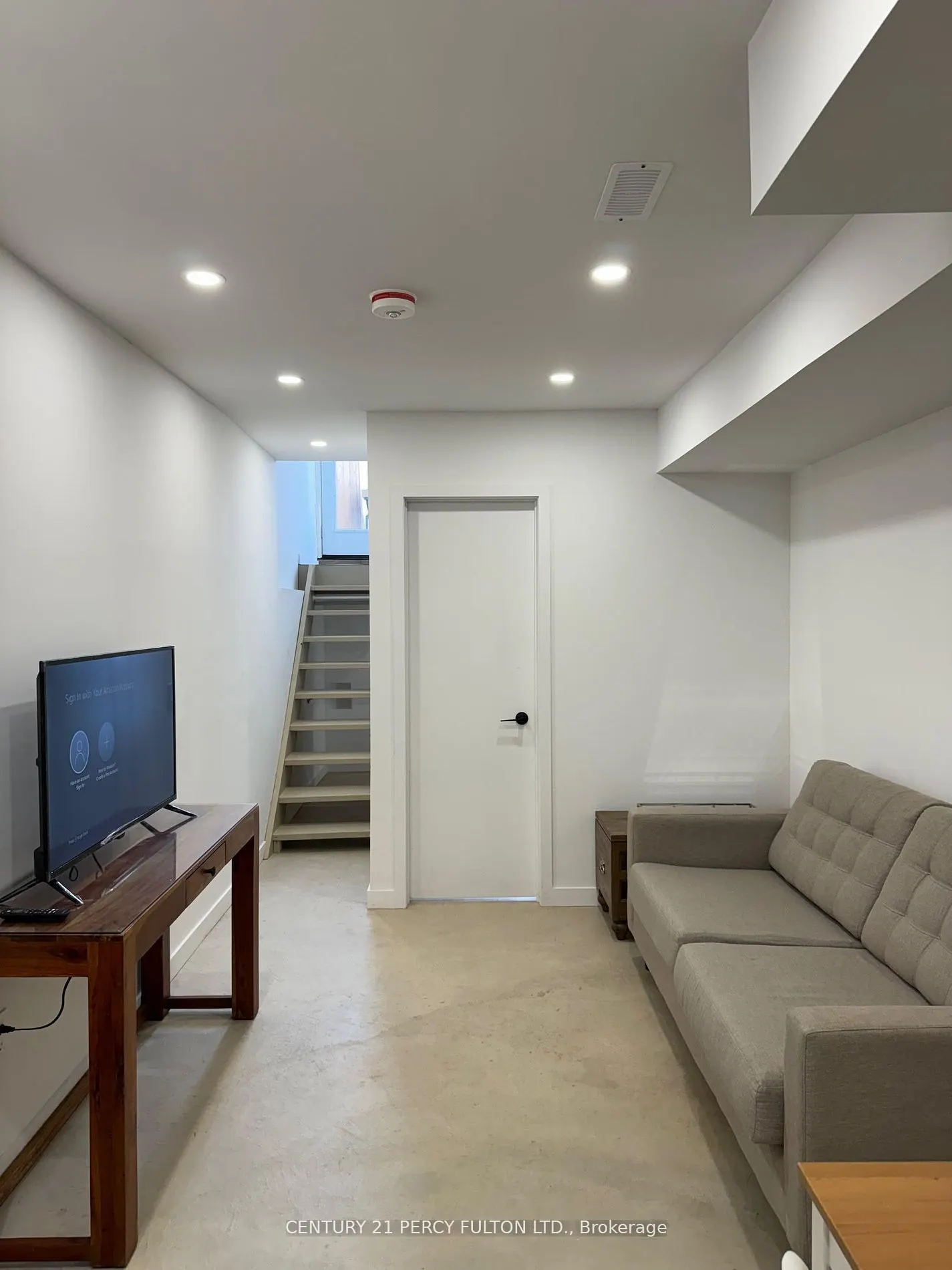 890 Ossington Avenue, #Bsmt
