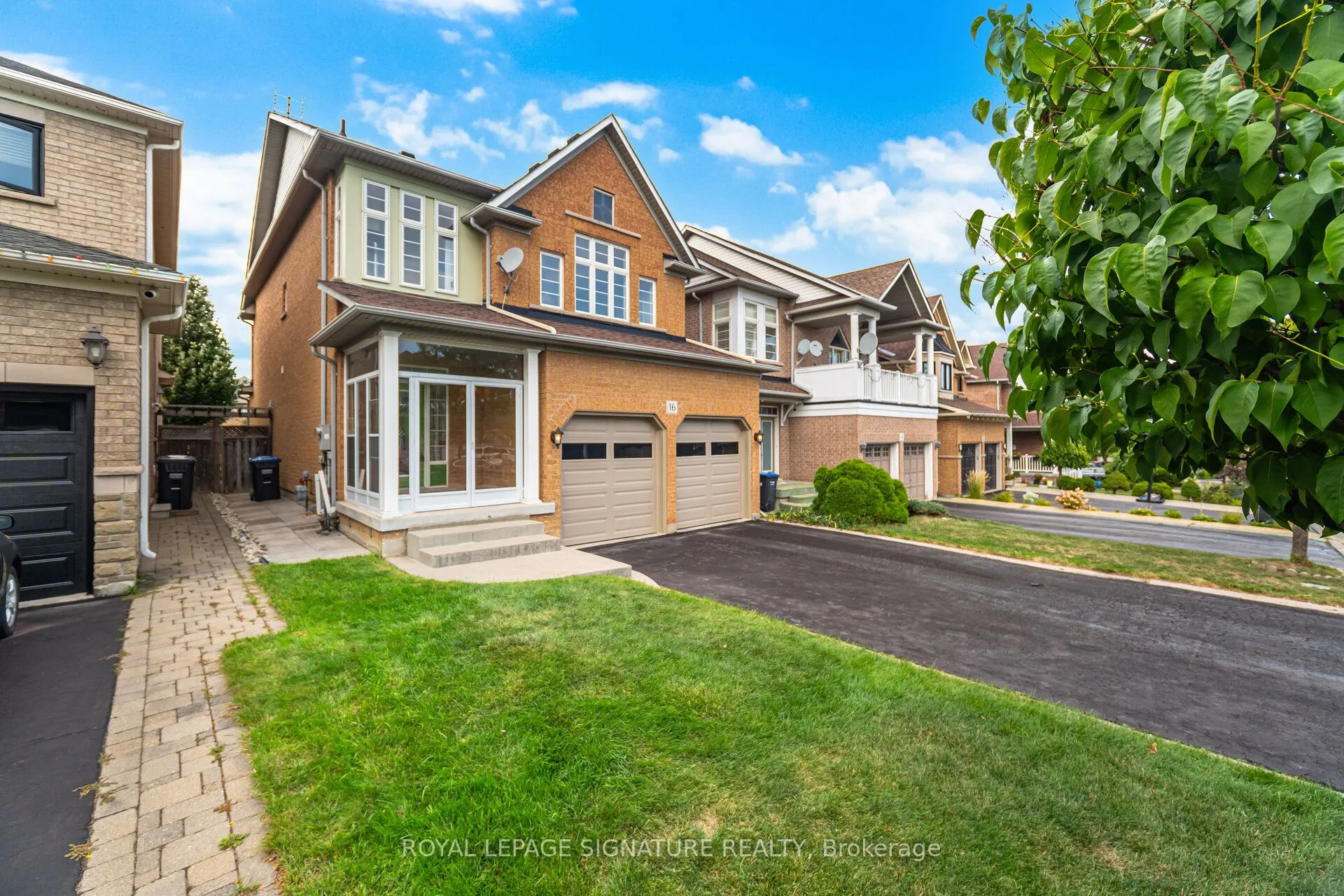 16 Aria Lane