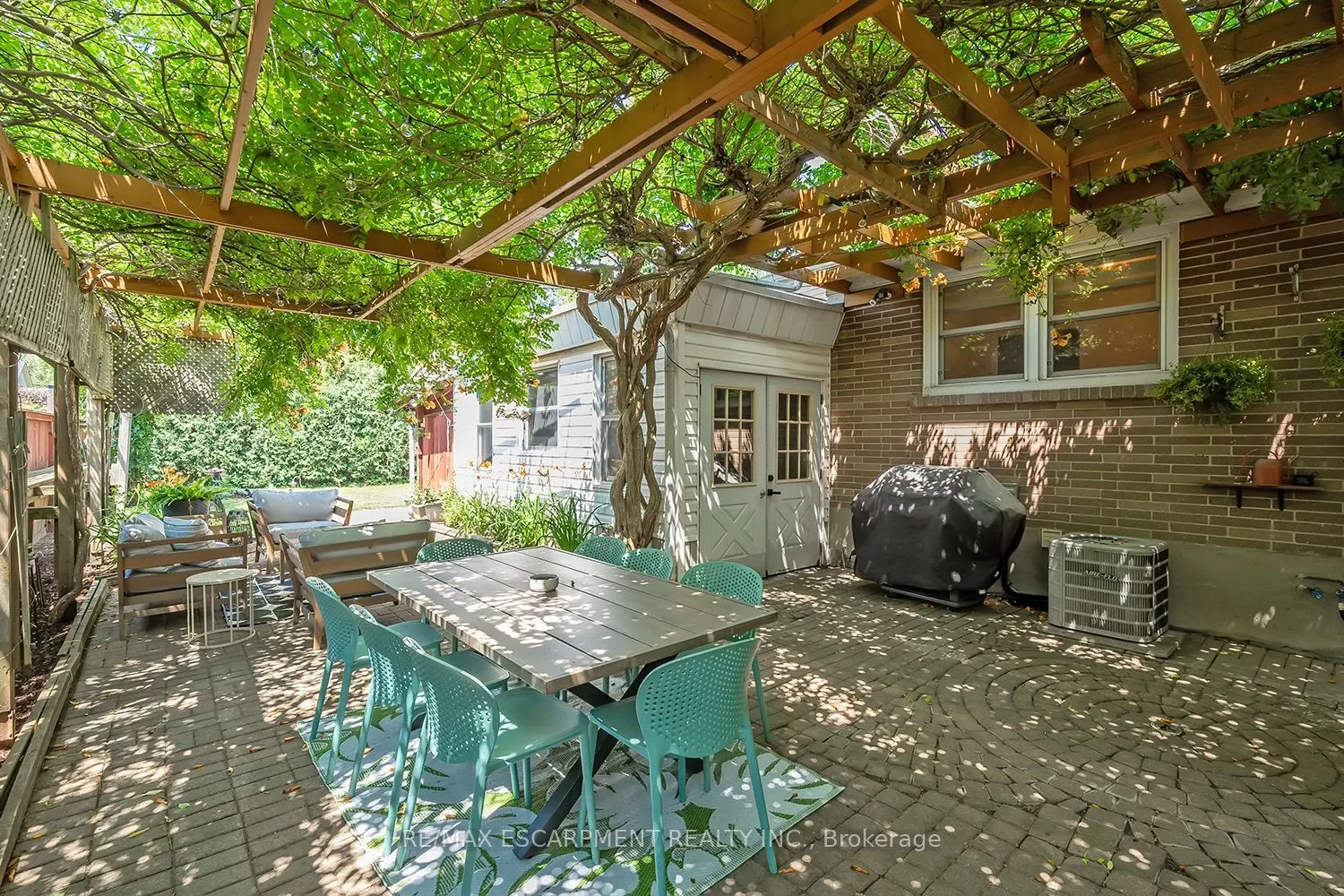 564 Maplehill Drive