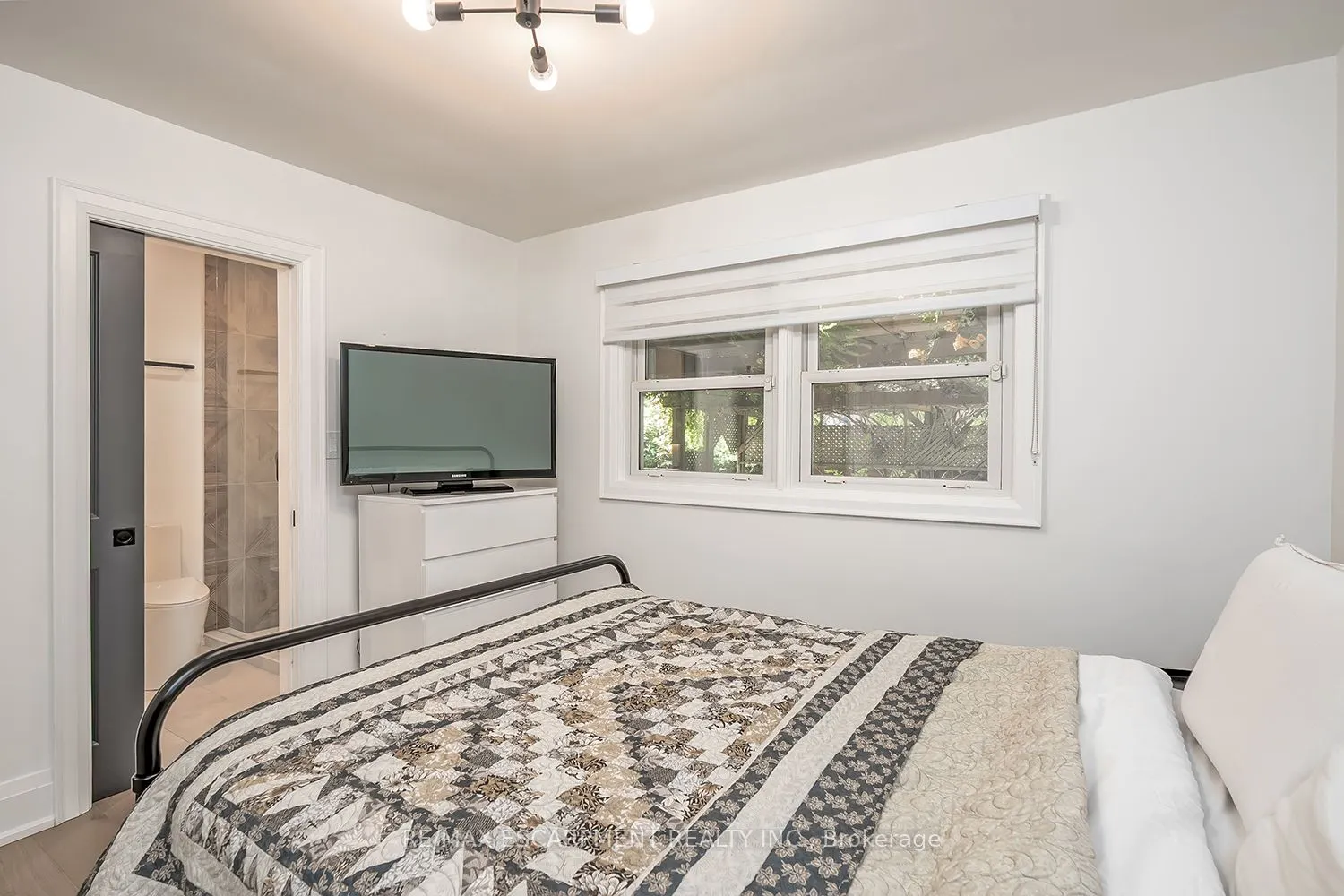 564 Maplehill Drive
