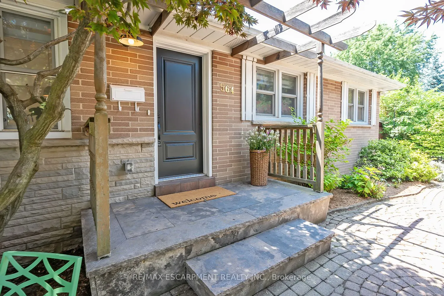 564 Maplehill Drive