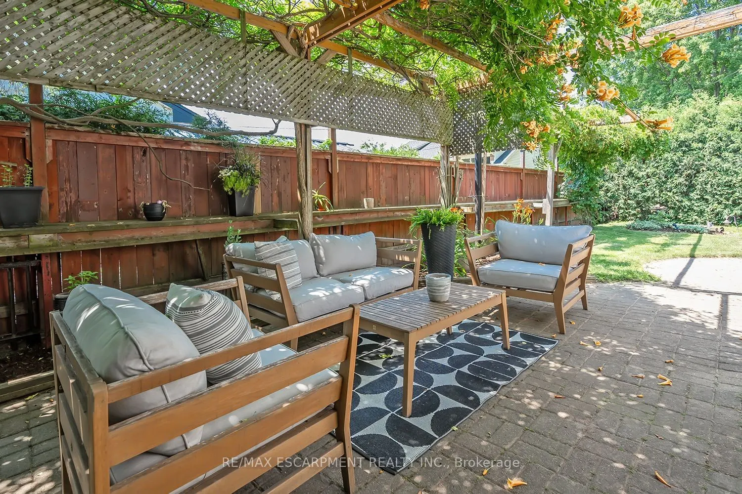 564 Maplehill Drive