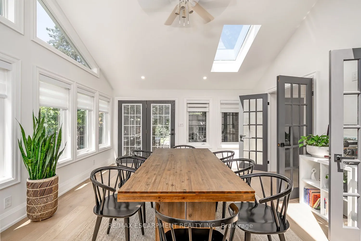 564 Maplehill Drive