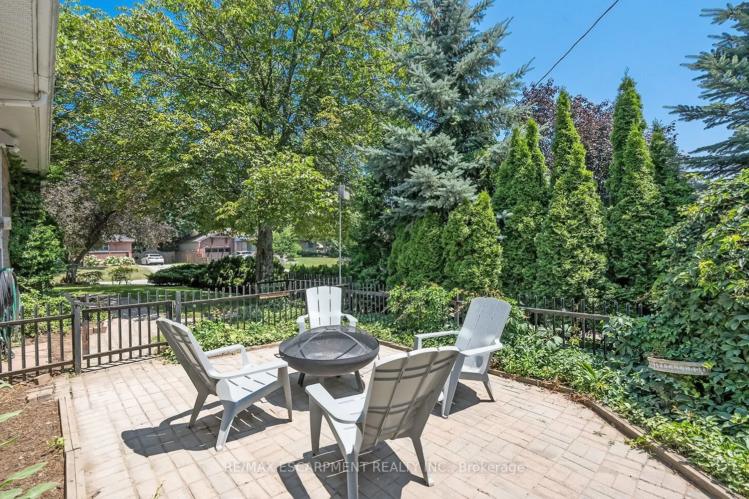 564 Maplehill Drive