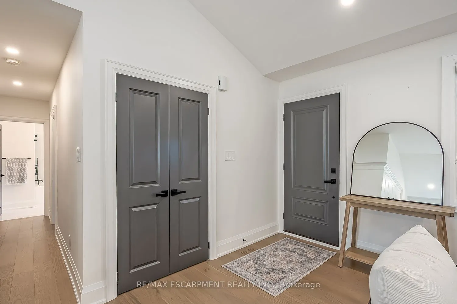 564 Maplehill Drive