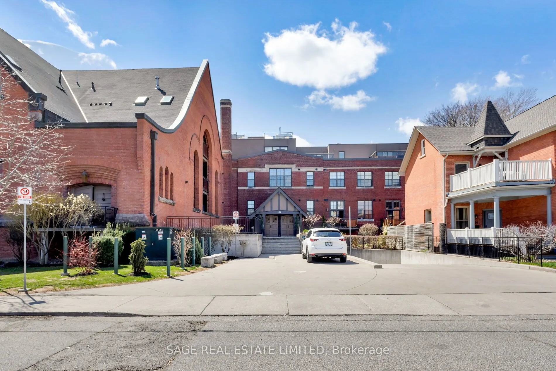 152 Annette Street, #103