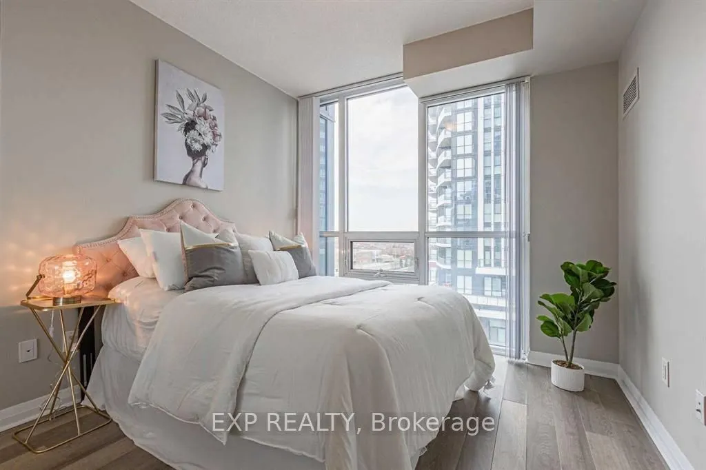 5033 FOUR SPRINGS Avenue, #815