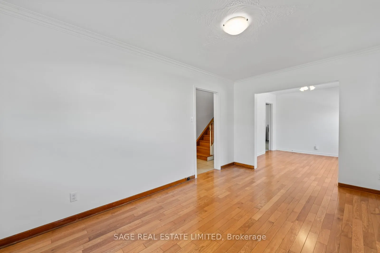 49 Bowie Avenue