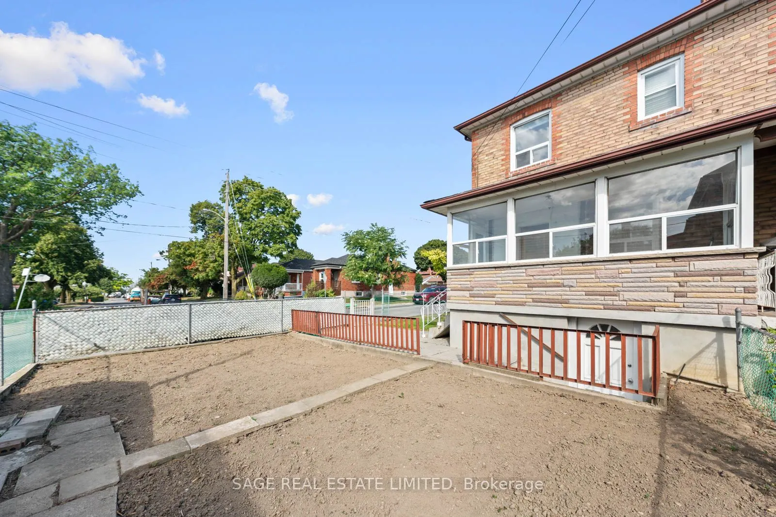 49 Bowie Avenue