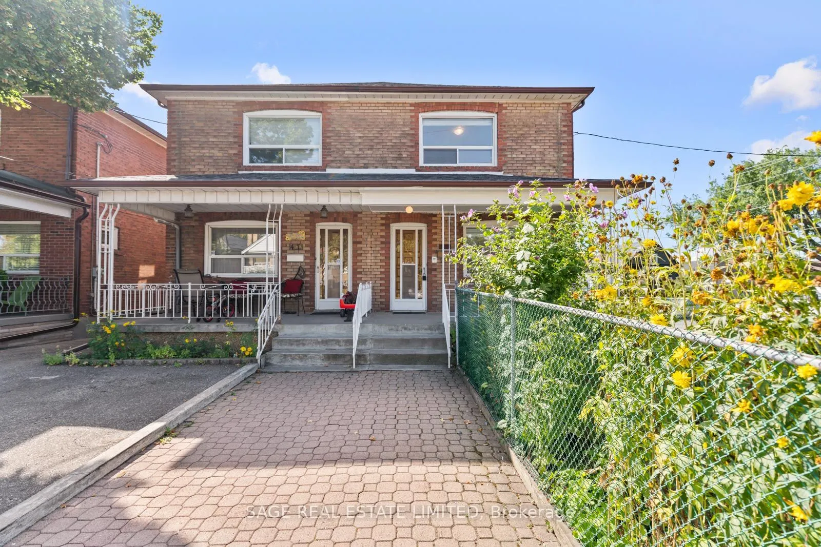 49 Bowie Avenue