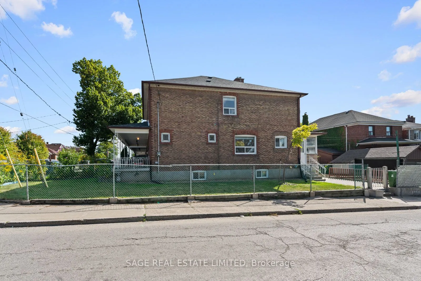 49 Bowie Avenue