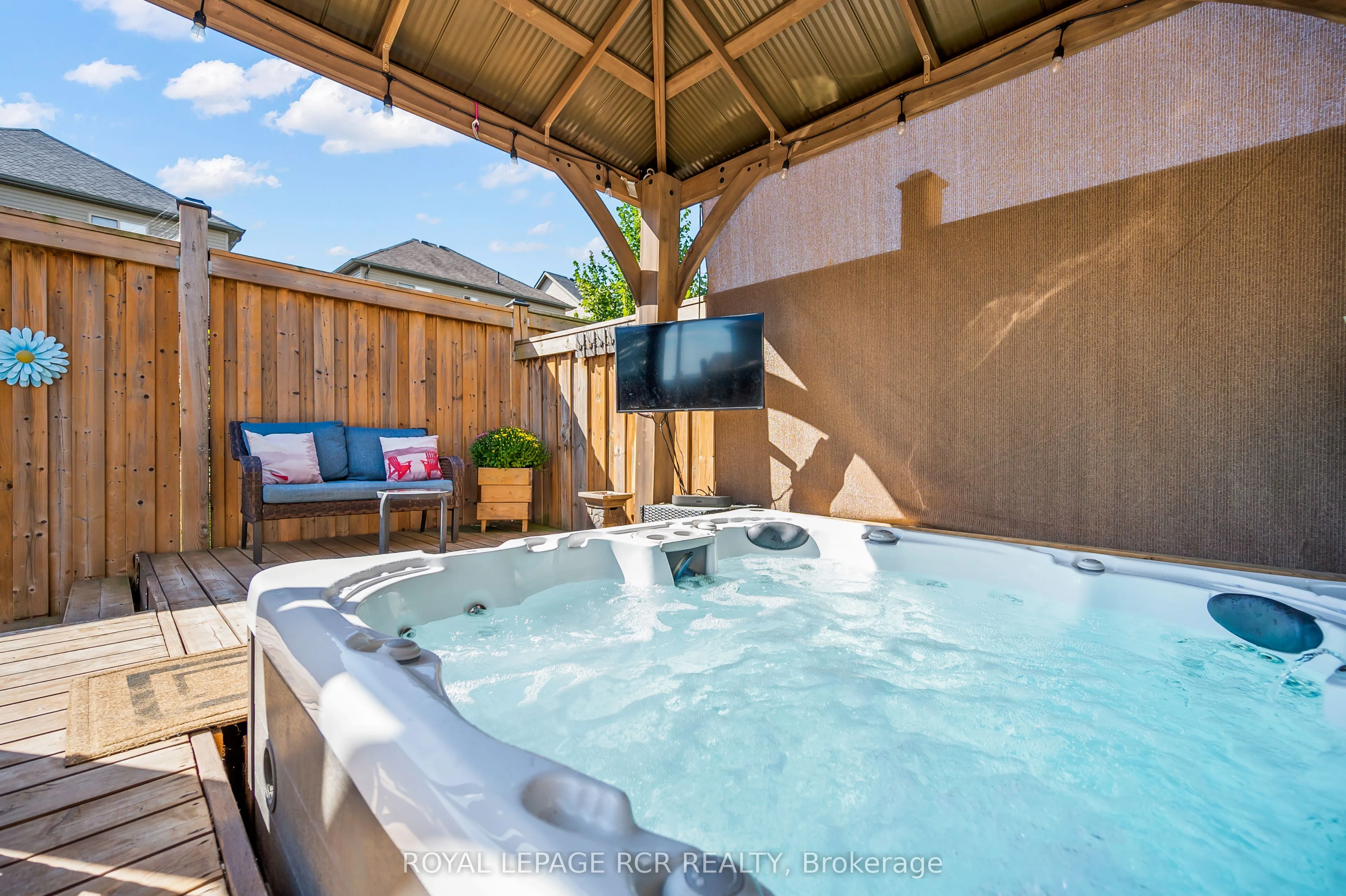 85 Laverty Crescent