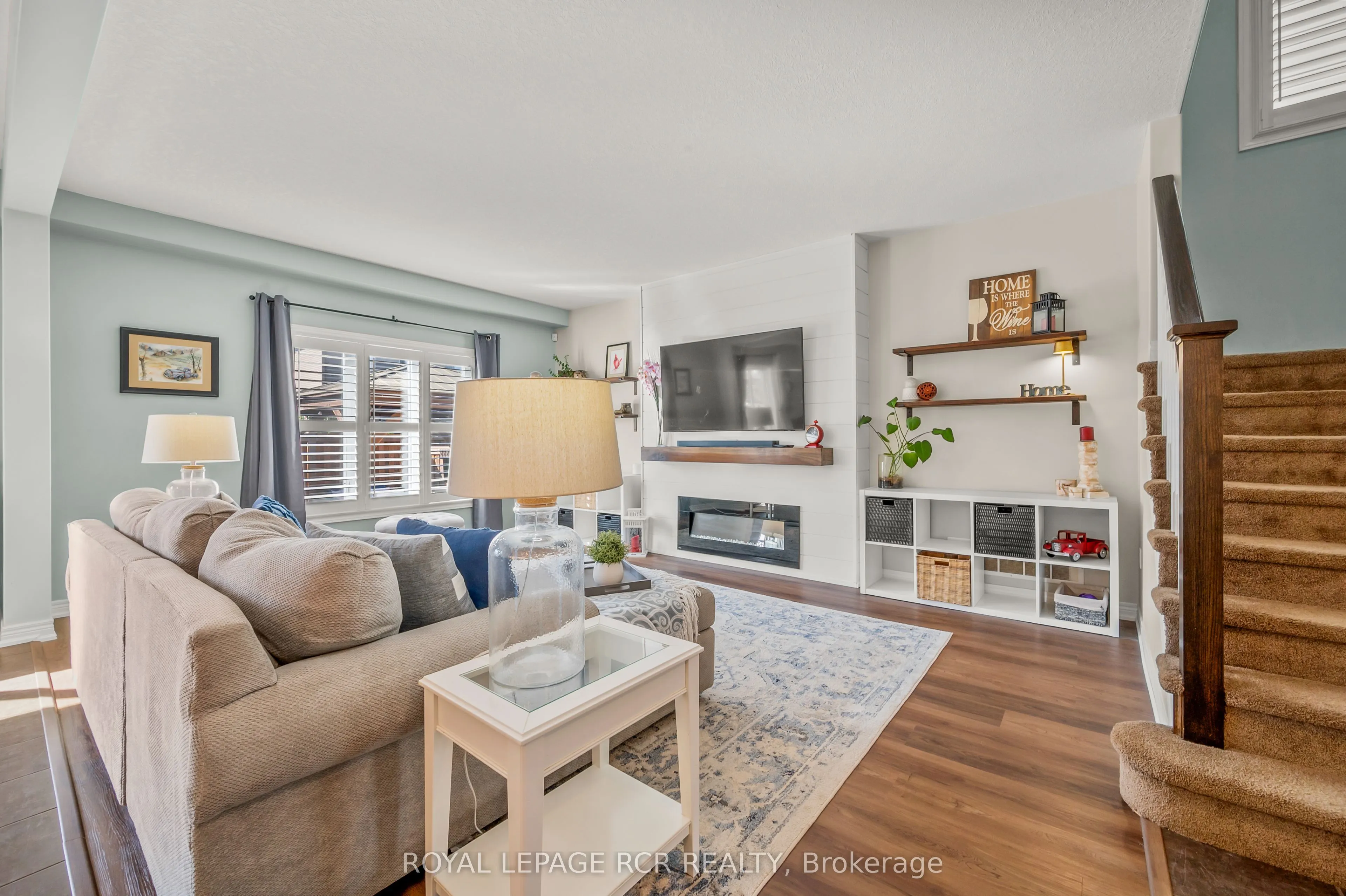 85 Laverty Crescent