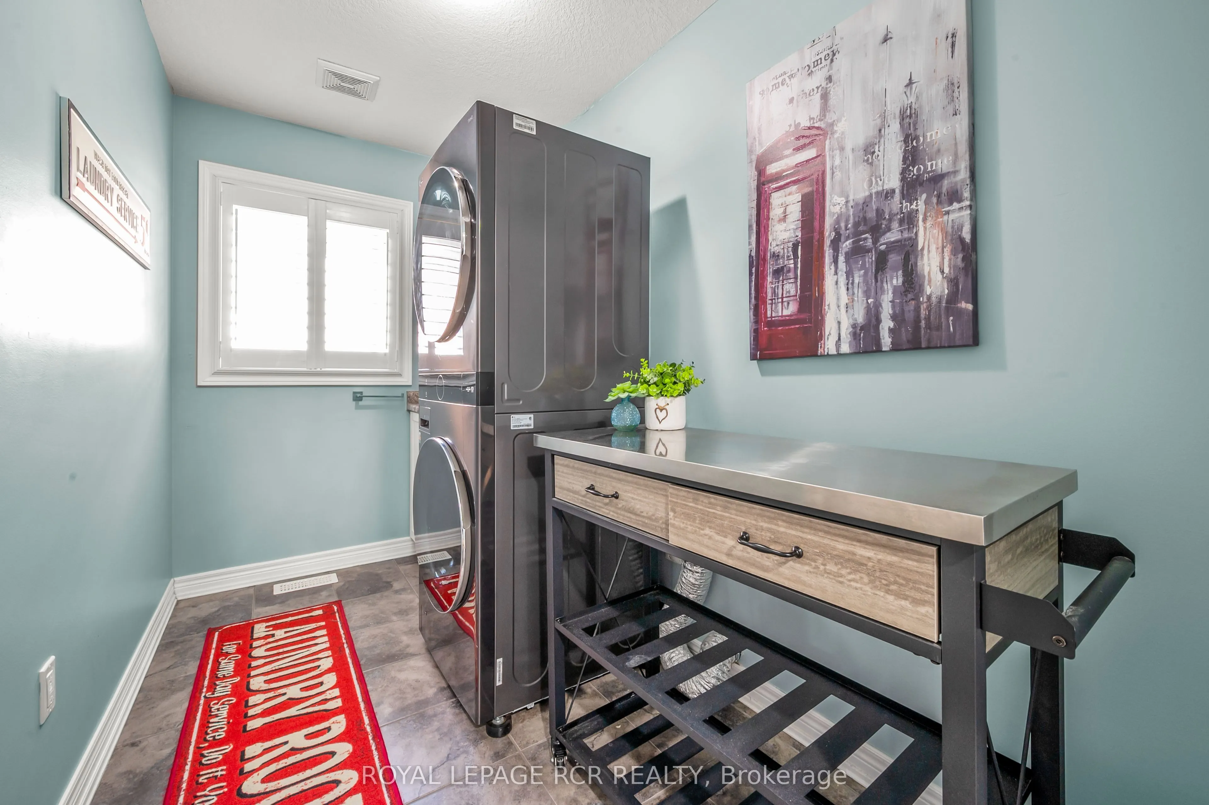 85 Laverty Crescent