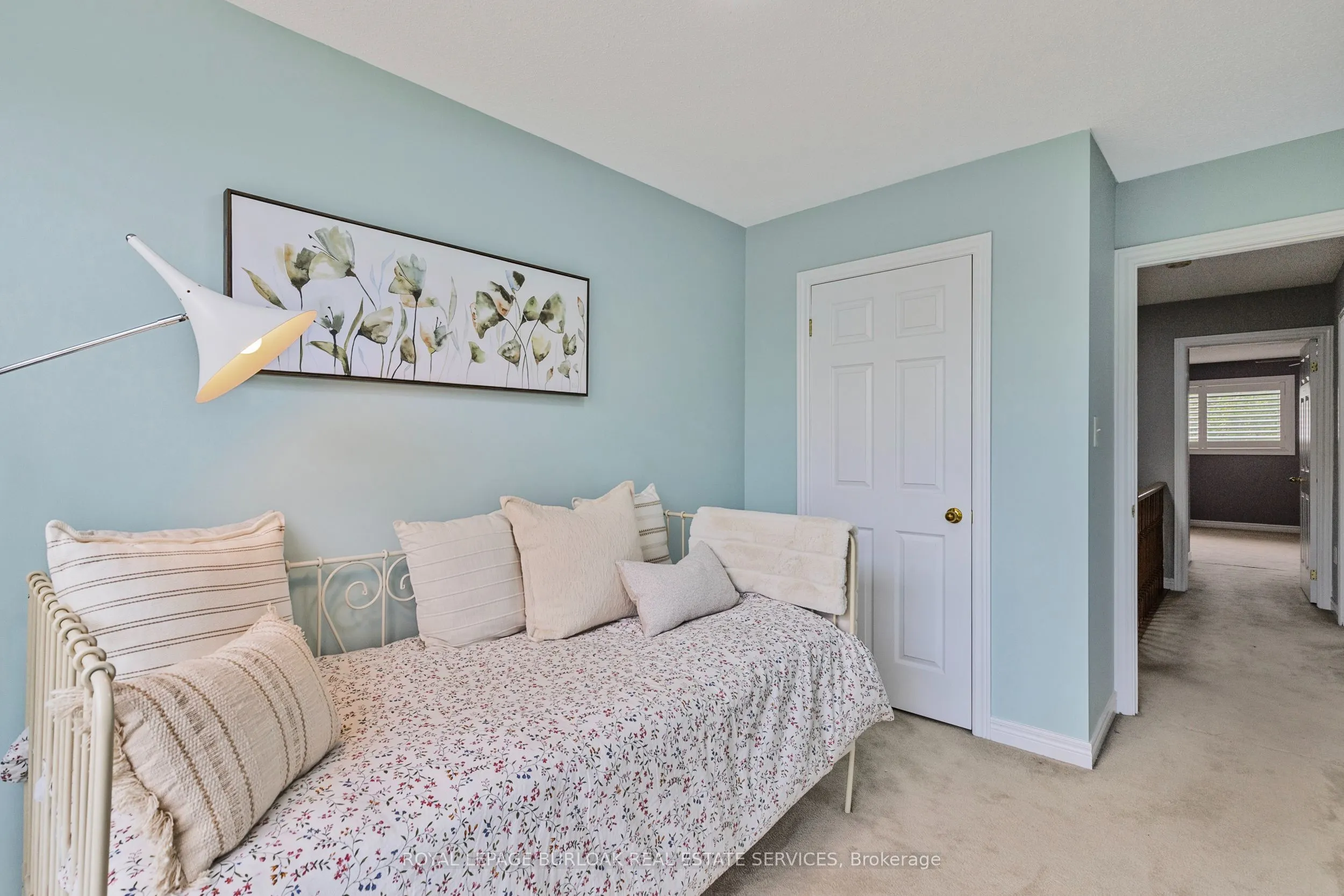 130 Robert Street, #32