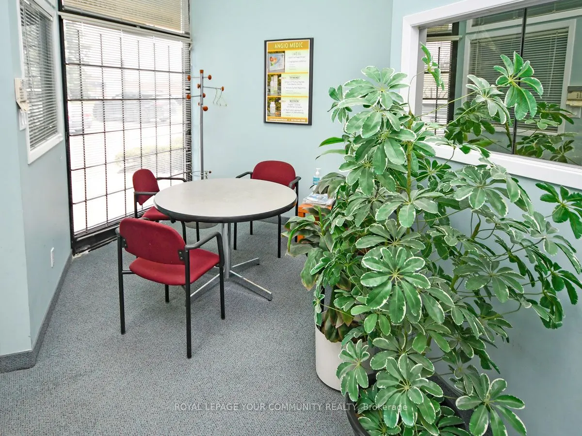 800 Petrolia Road, #3