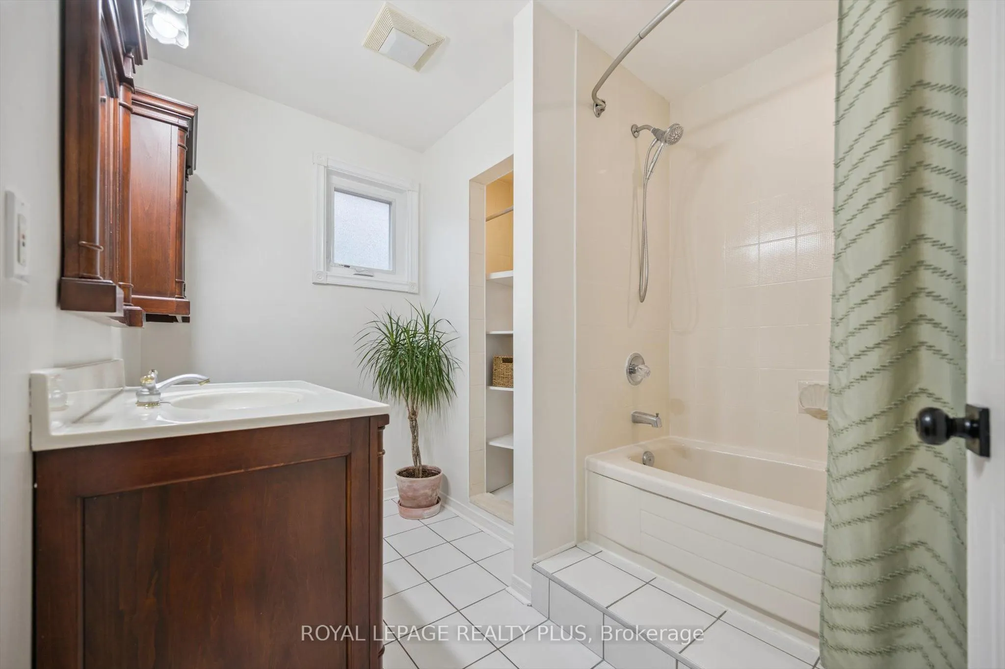 4543 Gullfoot Circle