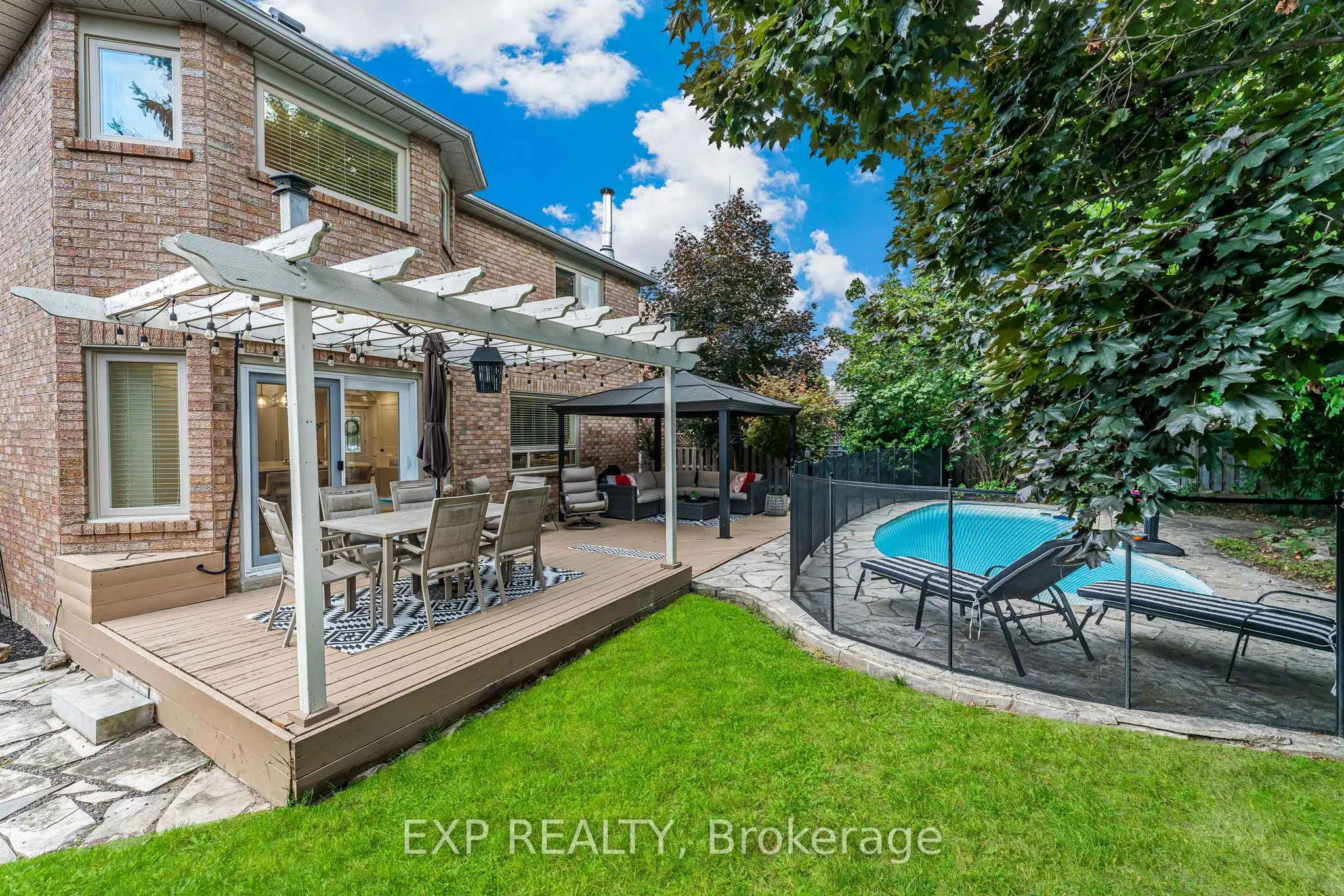 12 Killaloe Crescent