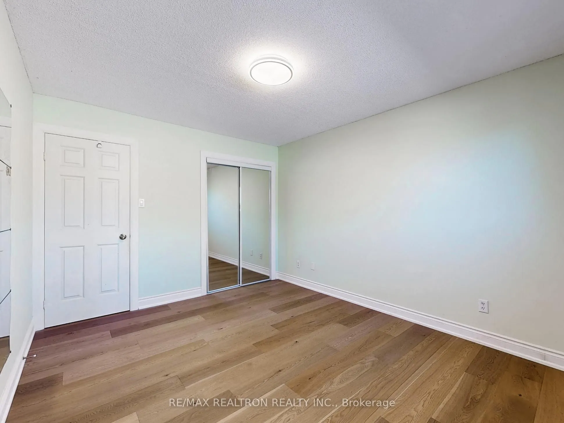 5382 Sheldon Park Drive