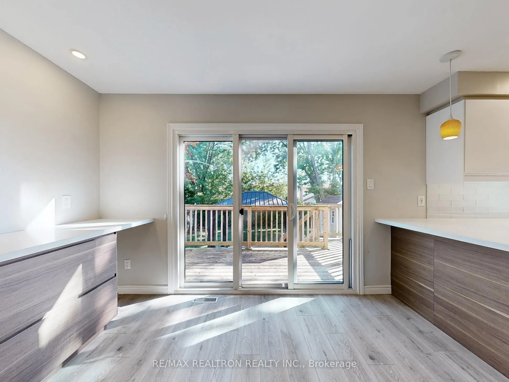 5382 Sheldon Park Drive