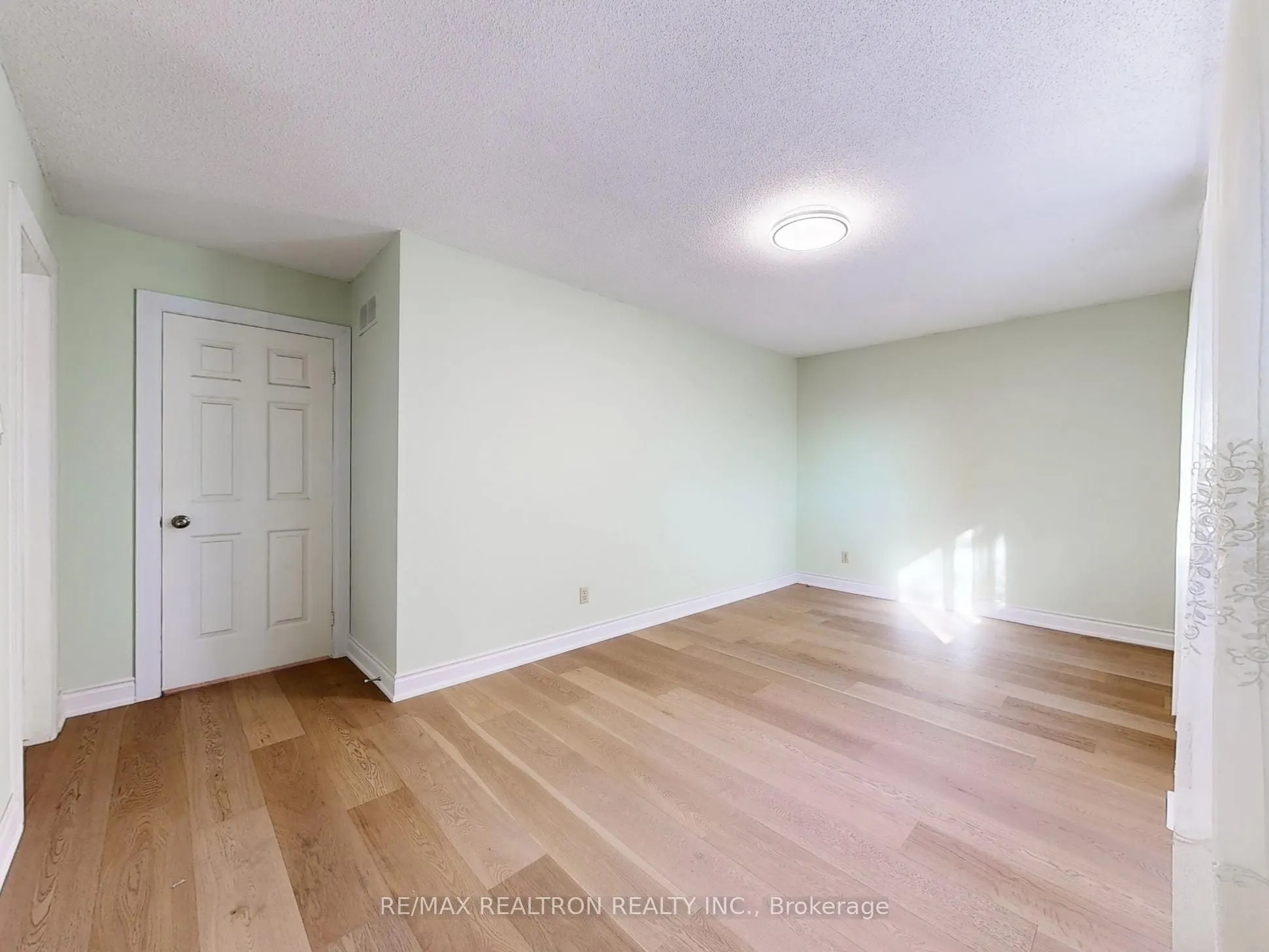 5382 Sheldon Park Drive