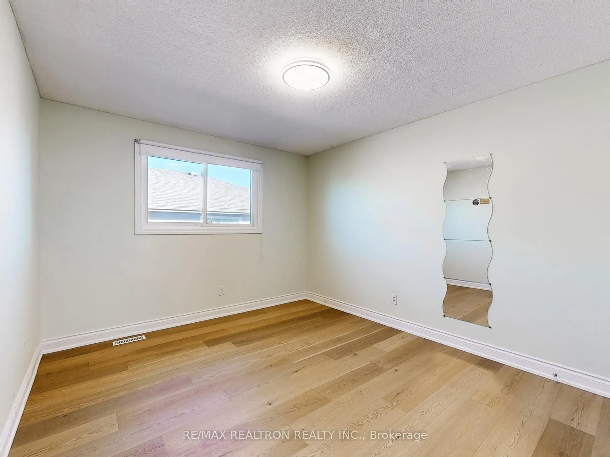 5382 Sheldon Park Drive