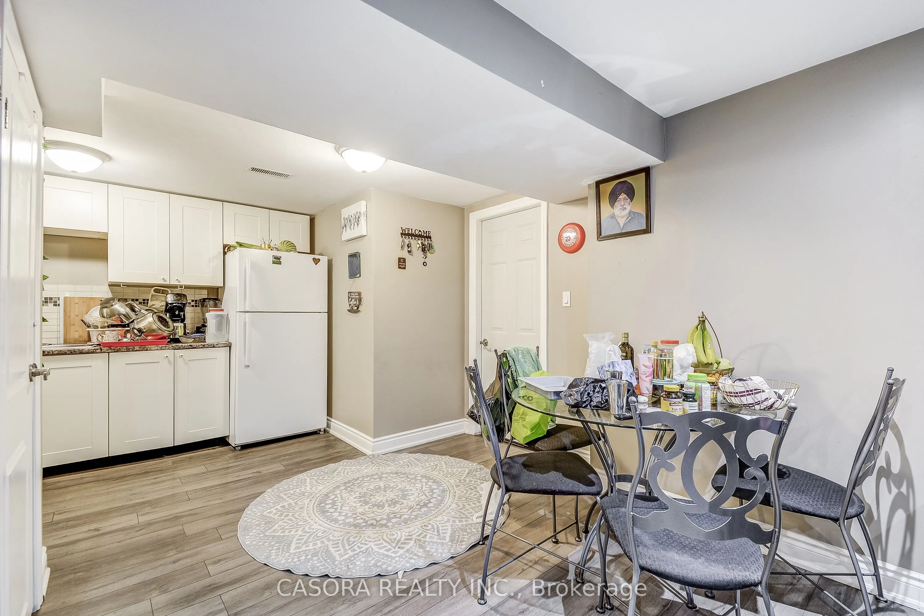 5446 Calvert Place
