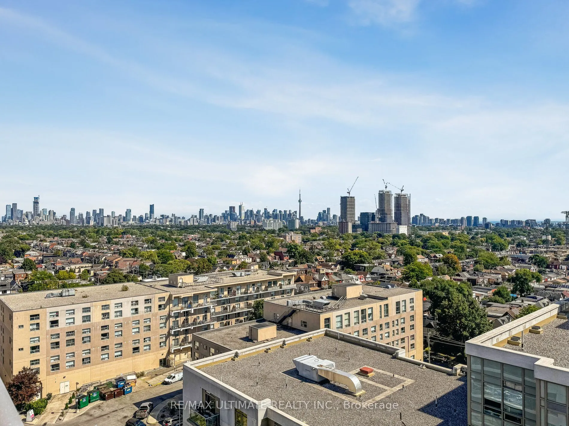 816 Lansdowne Avenue, #1402