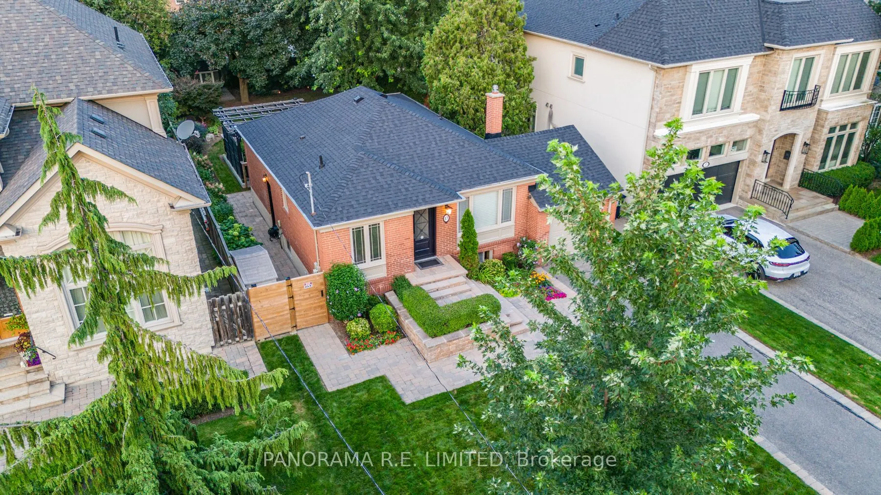 17 Dorlen Avenue