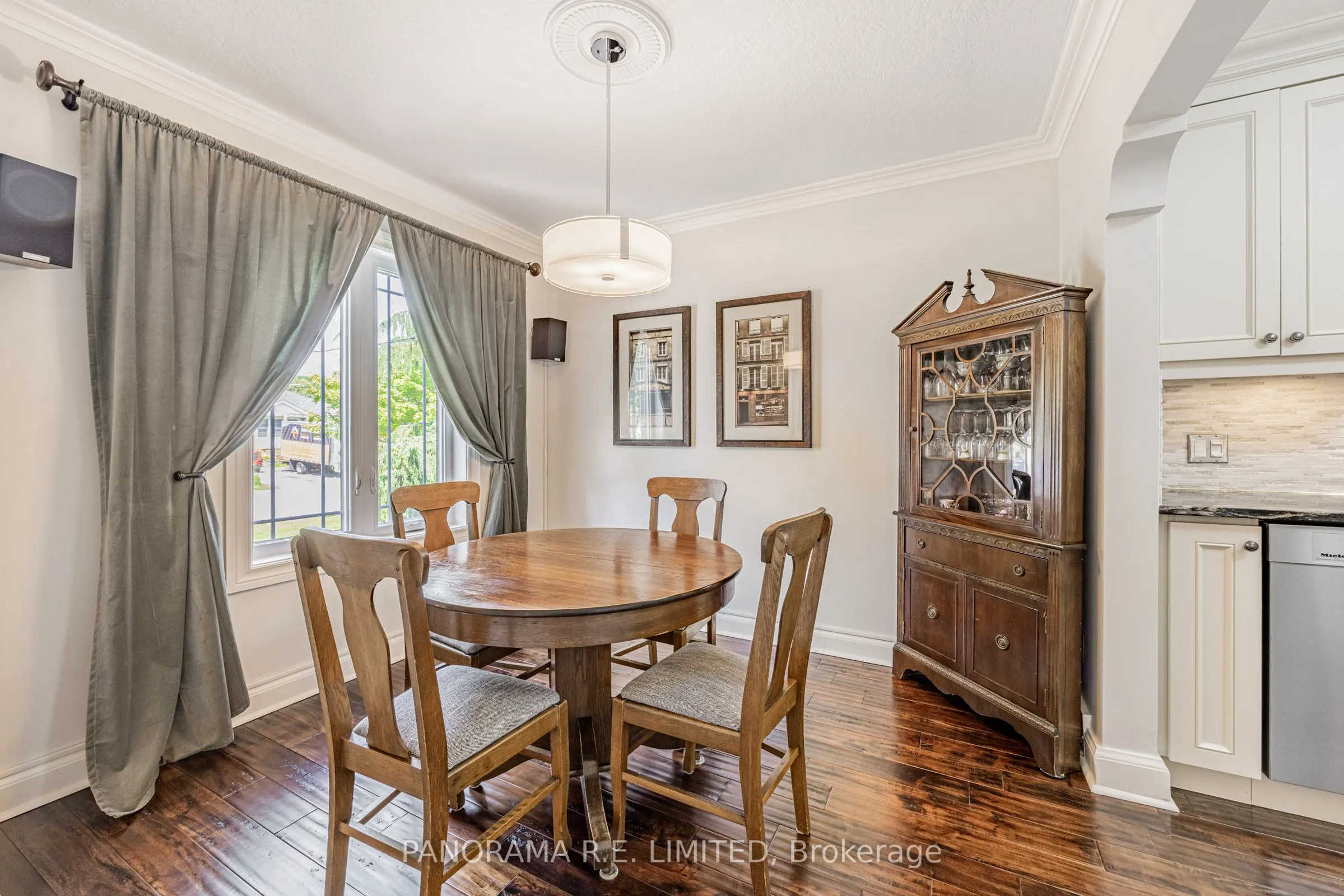 17 Dorlen Avenue