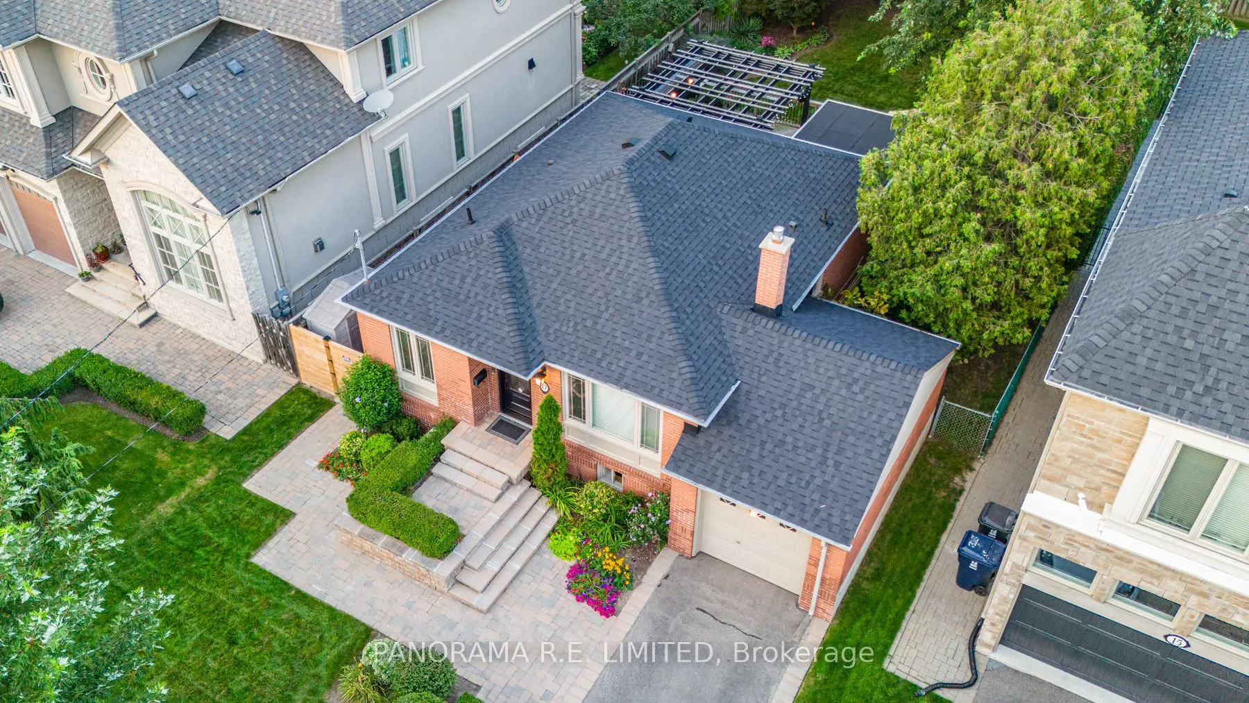 17 Dorlen Avenue