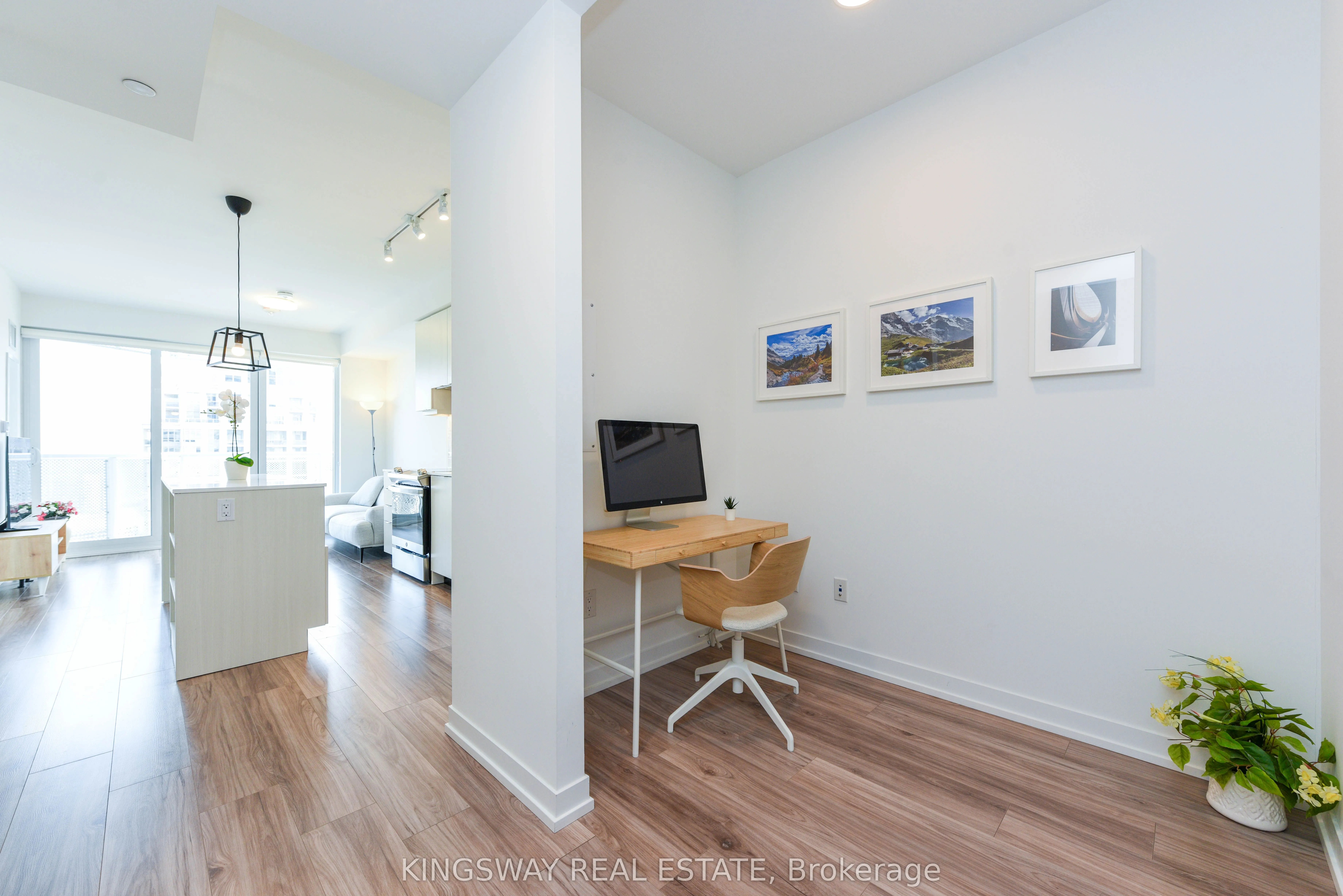 4065 Confederation Parkway, #2505