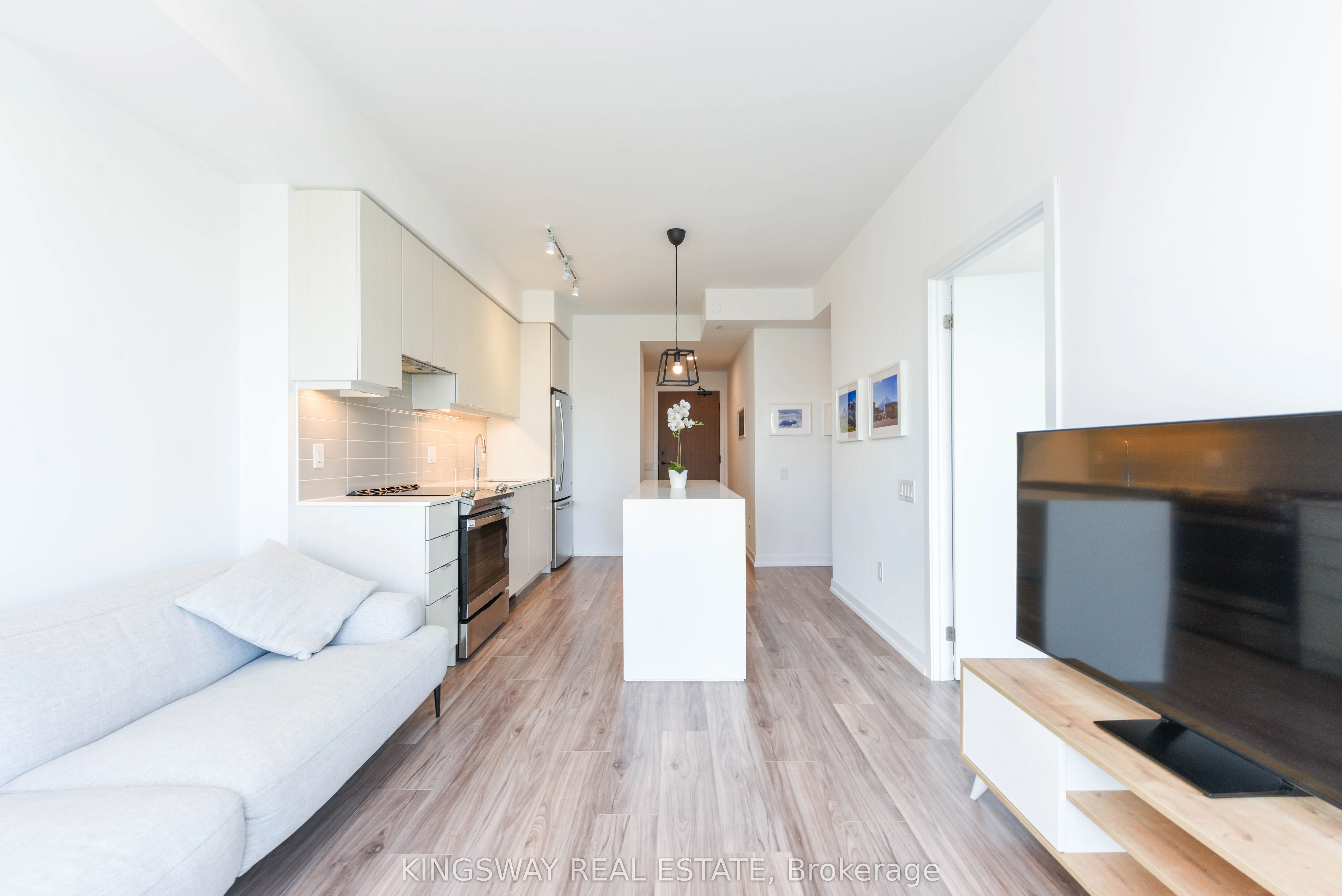 4065 Confederation Parkway, #2505