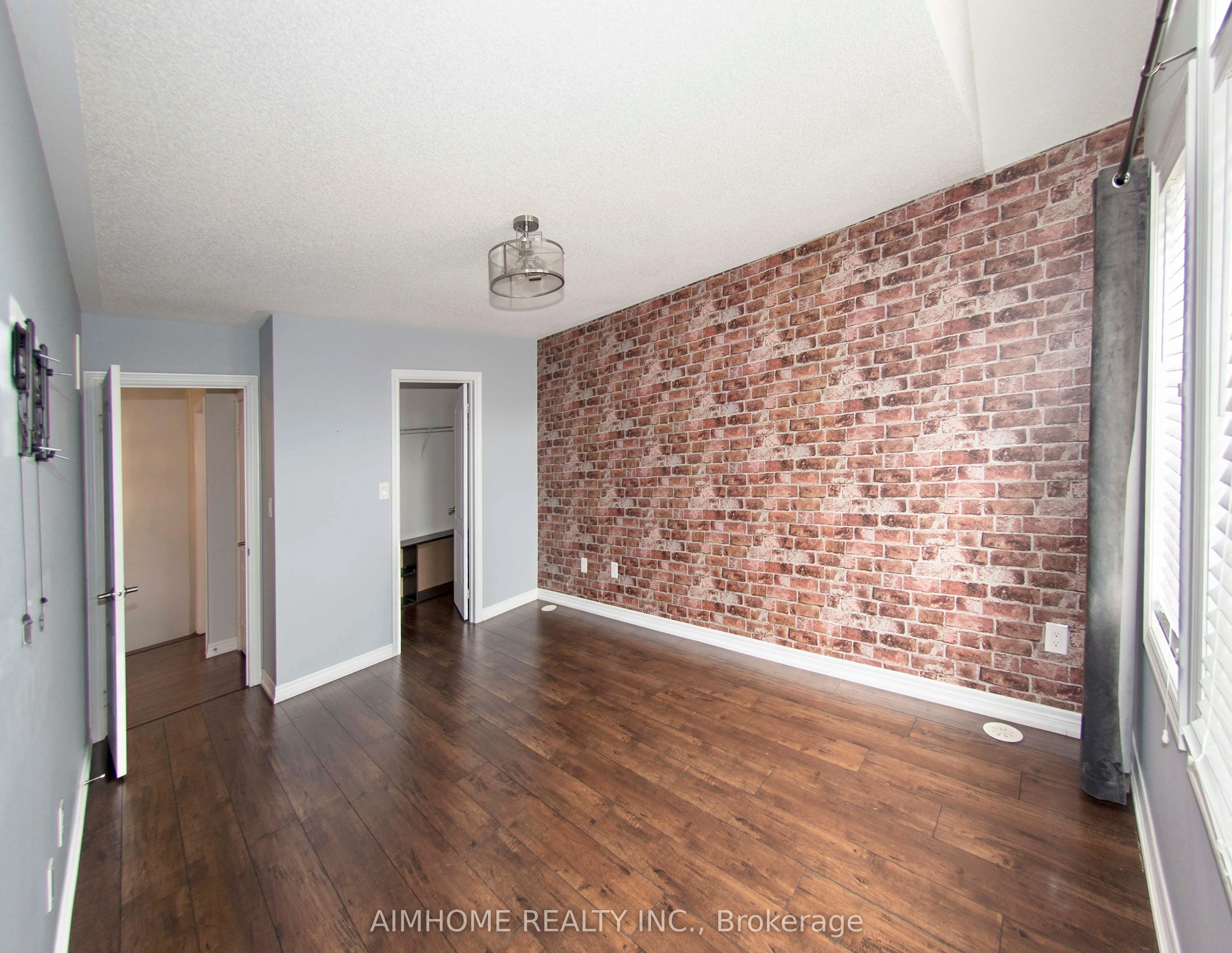 2435 Greenwich Drive, #37