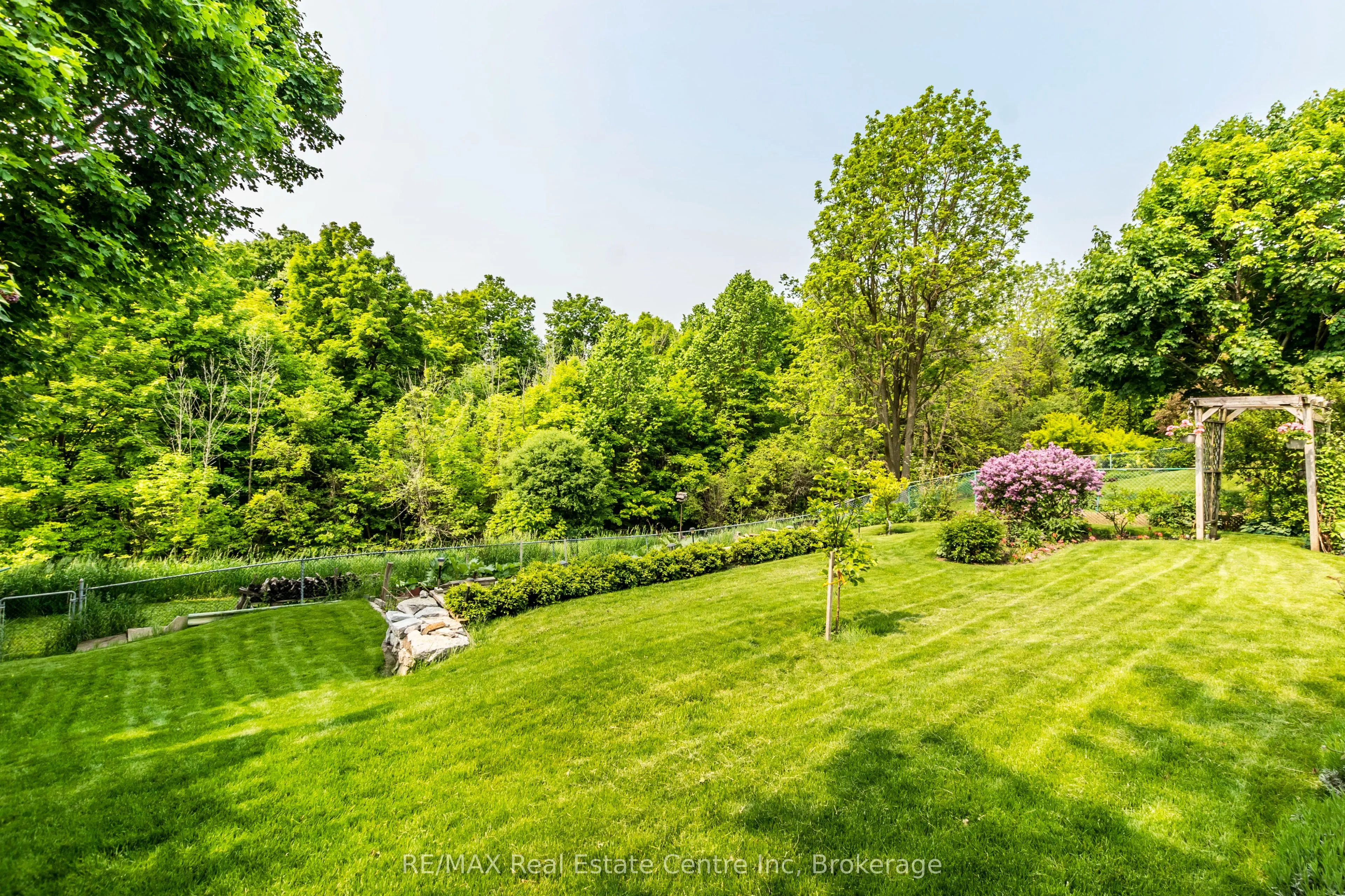 29 stockman Crescent