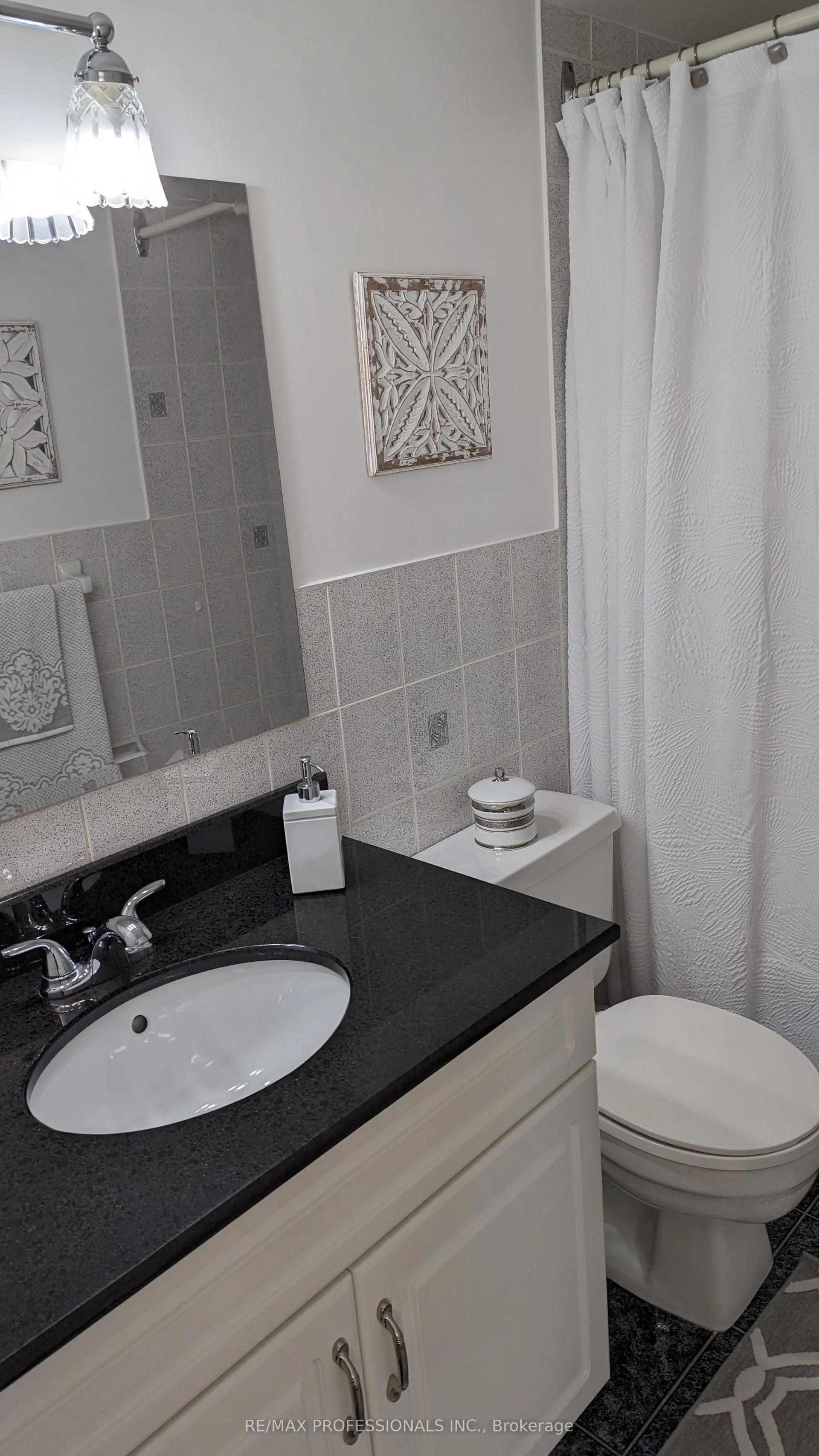 2323 Confederation Parkway, #802