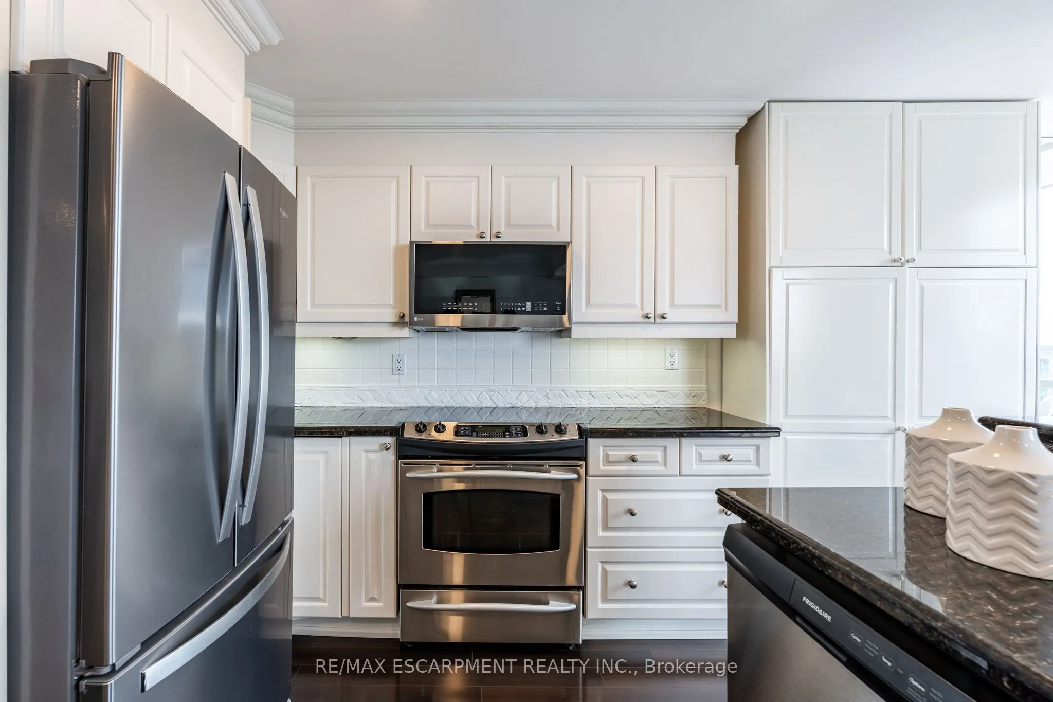 1477 Lakeshore Road, #1102