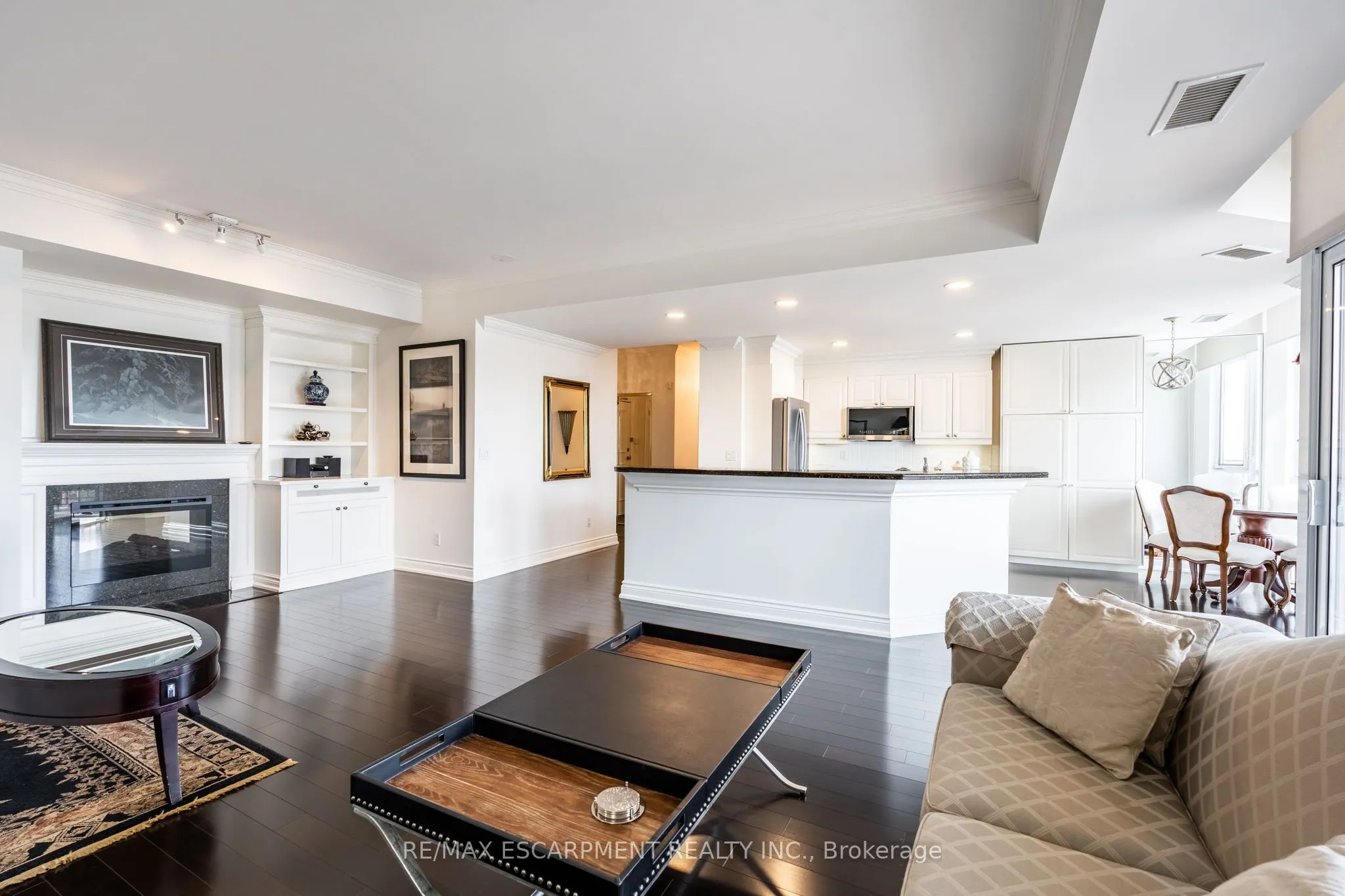 1477 Lakeshore Road, #1102
